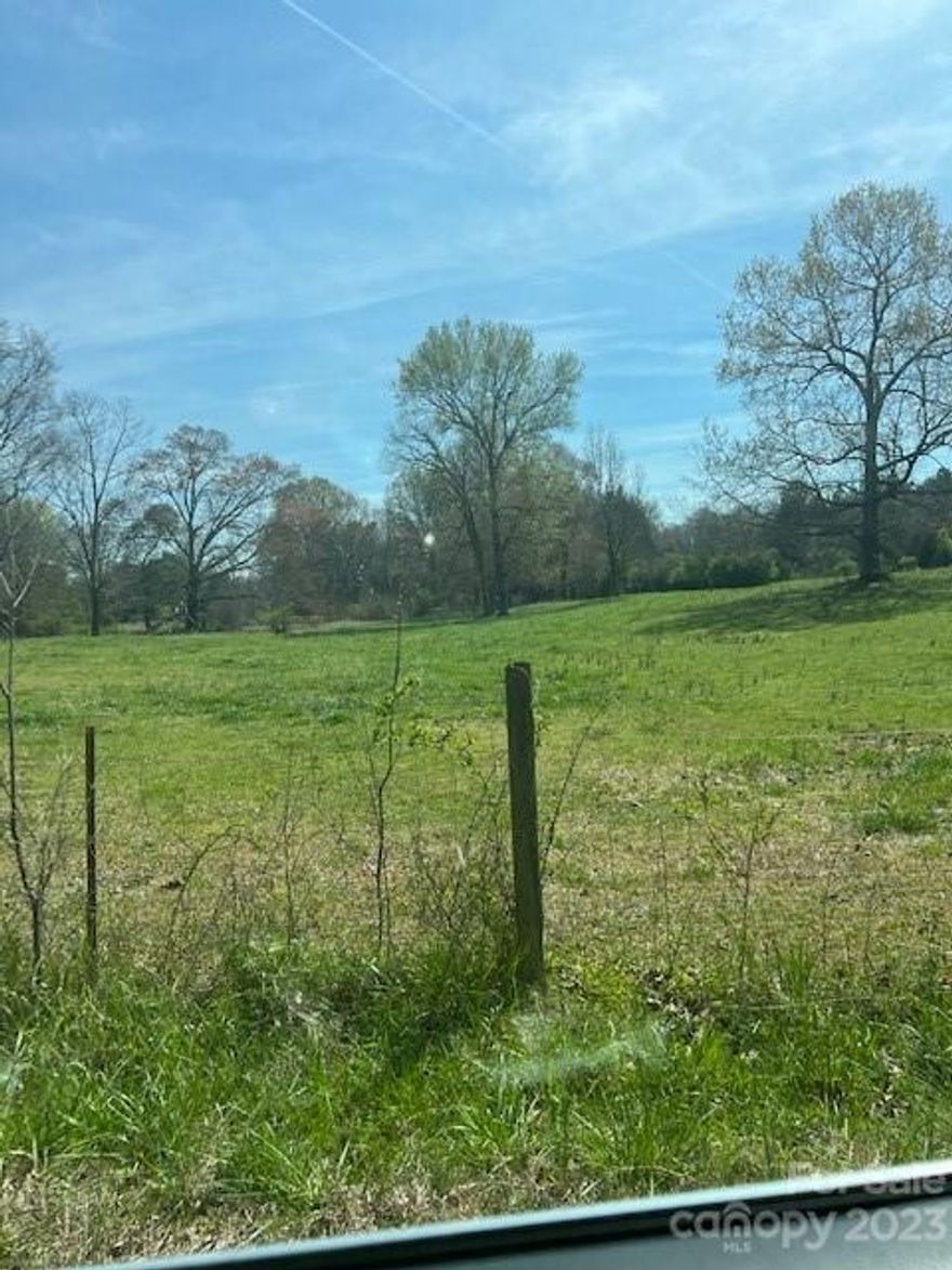 Beautiful 5 +/- acres in York County SC. The property is a nice building site. Property will be accessed with a shared driveway easement with 1 other property Property is surrounded by like in kind properties.