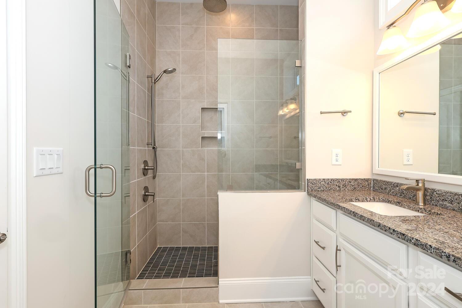 Regency at Palisades - Residential