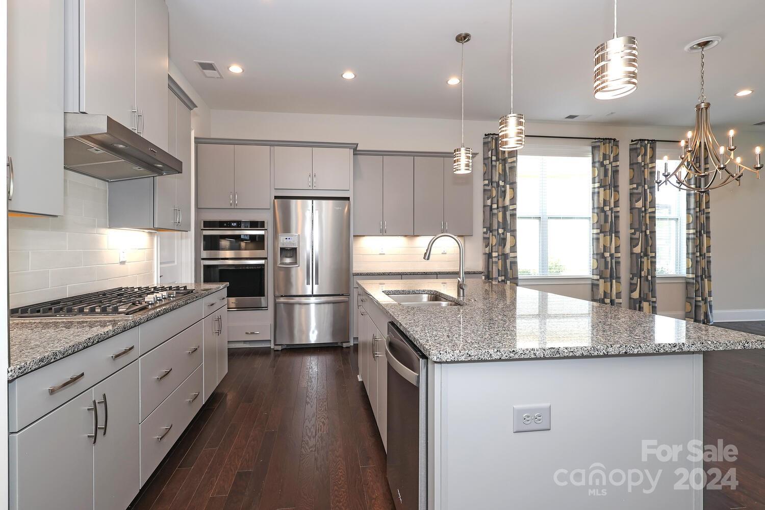 Regency at Palisades - Residential