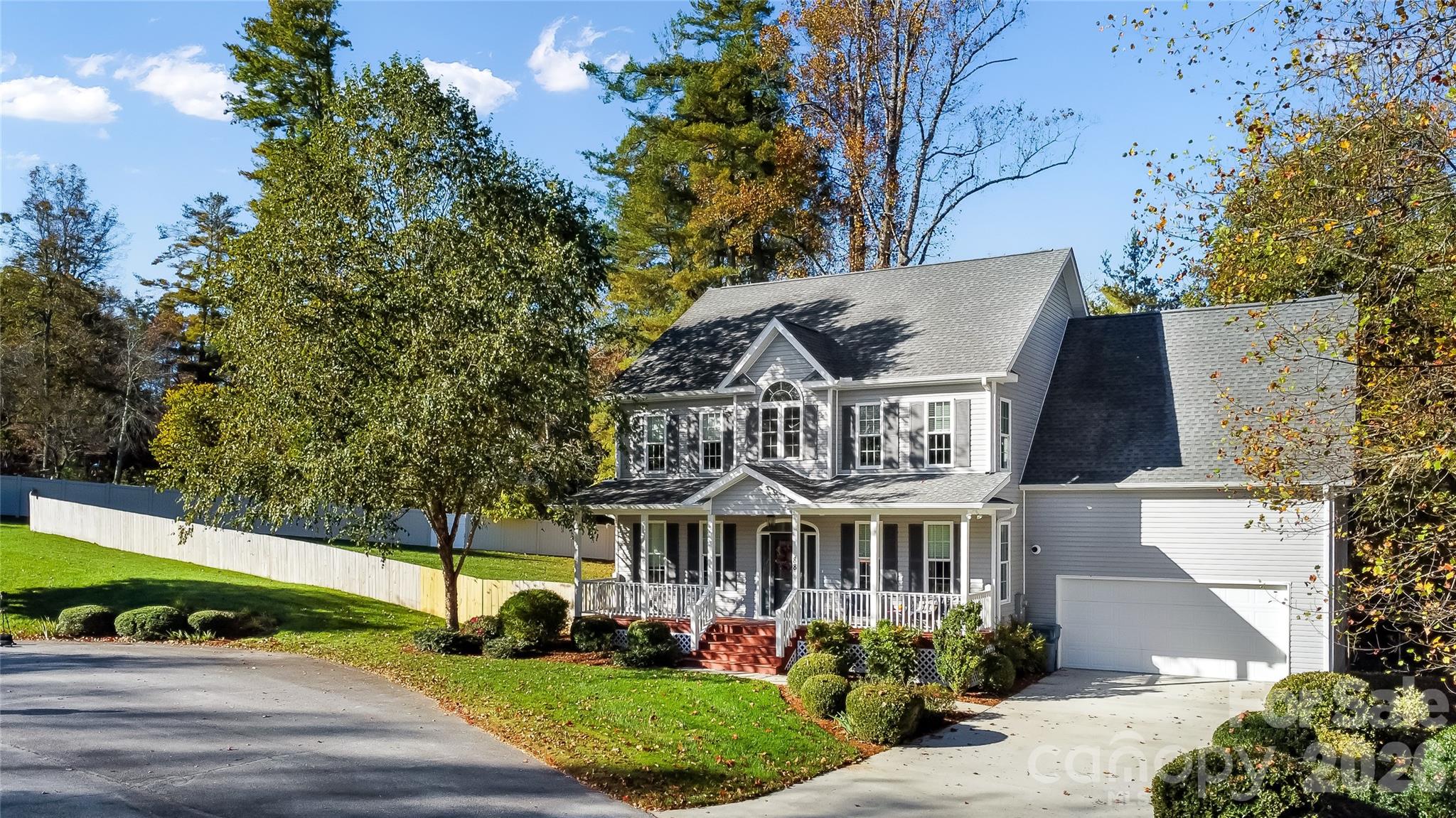 Old Applewood Hollow - Residential