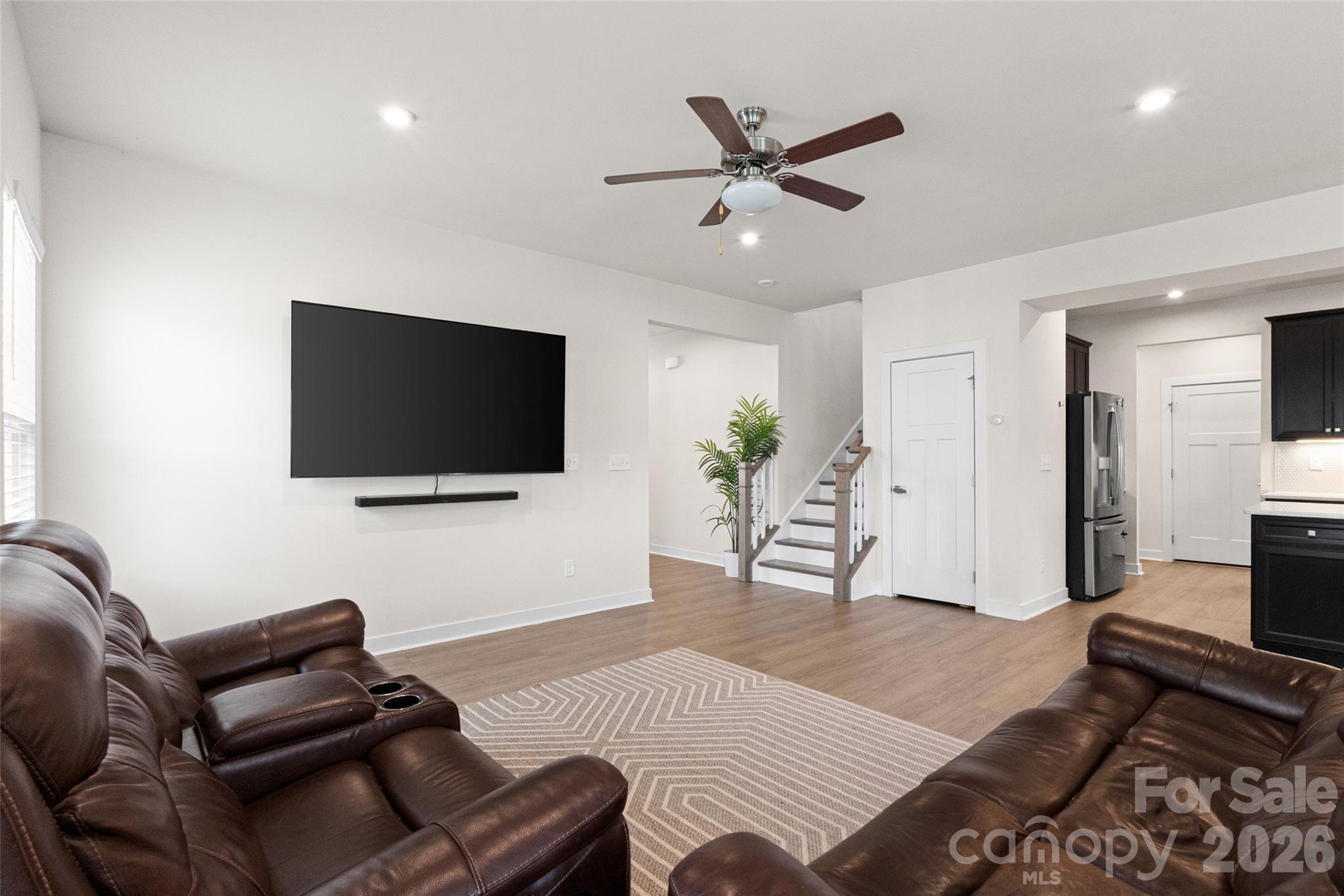 Springshire Creek - Residential