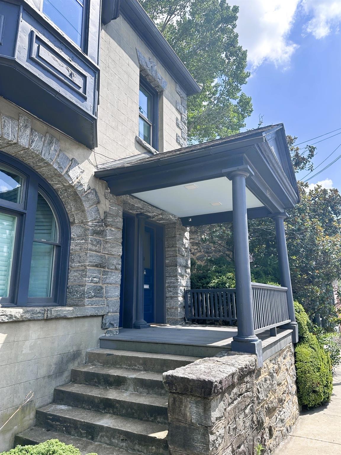 132A Biltmore Avenue 132A