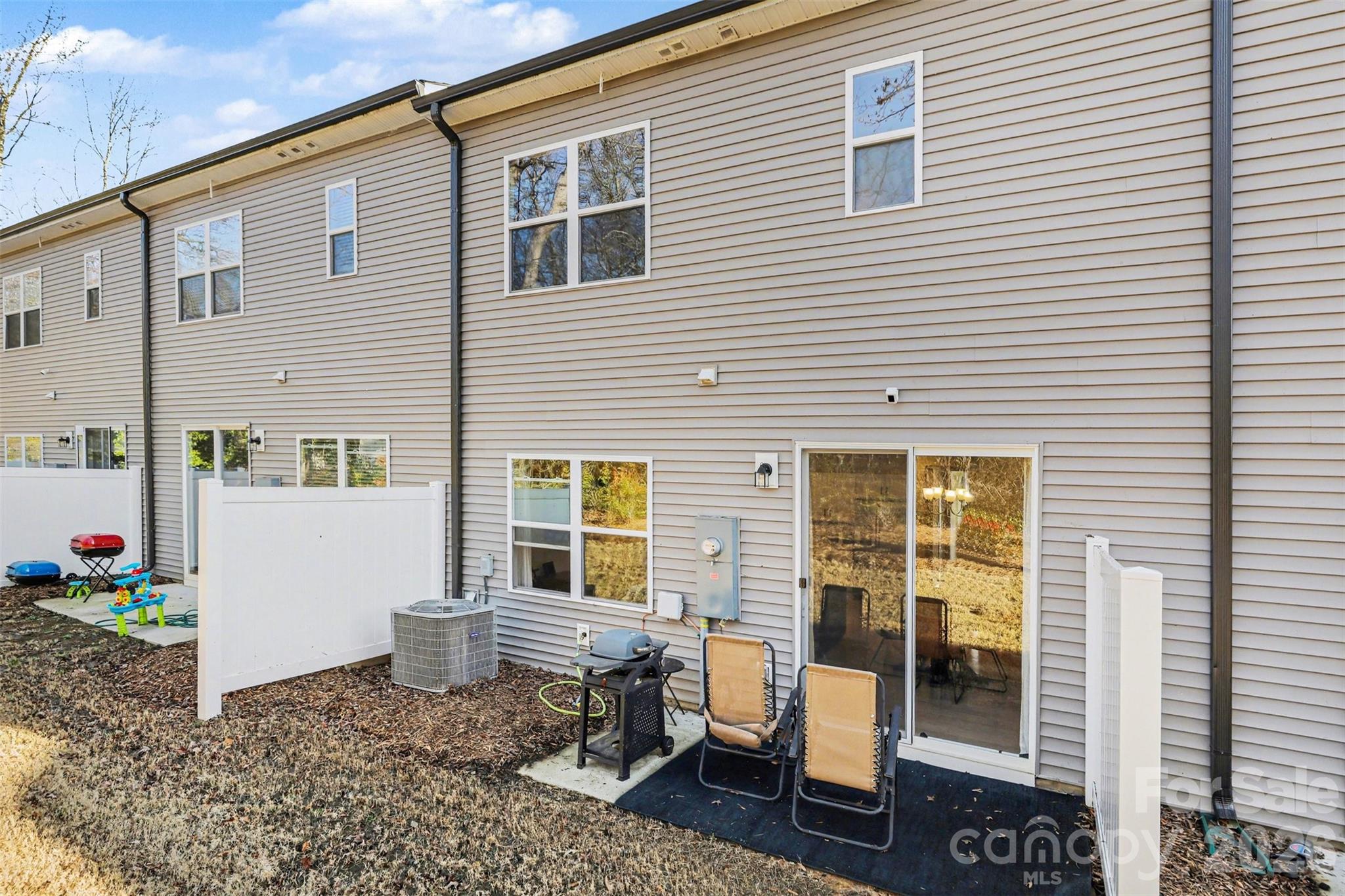 Fifteen 15 Cannon - Residential