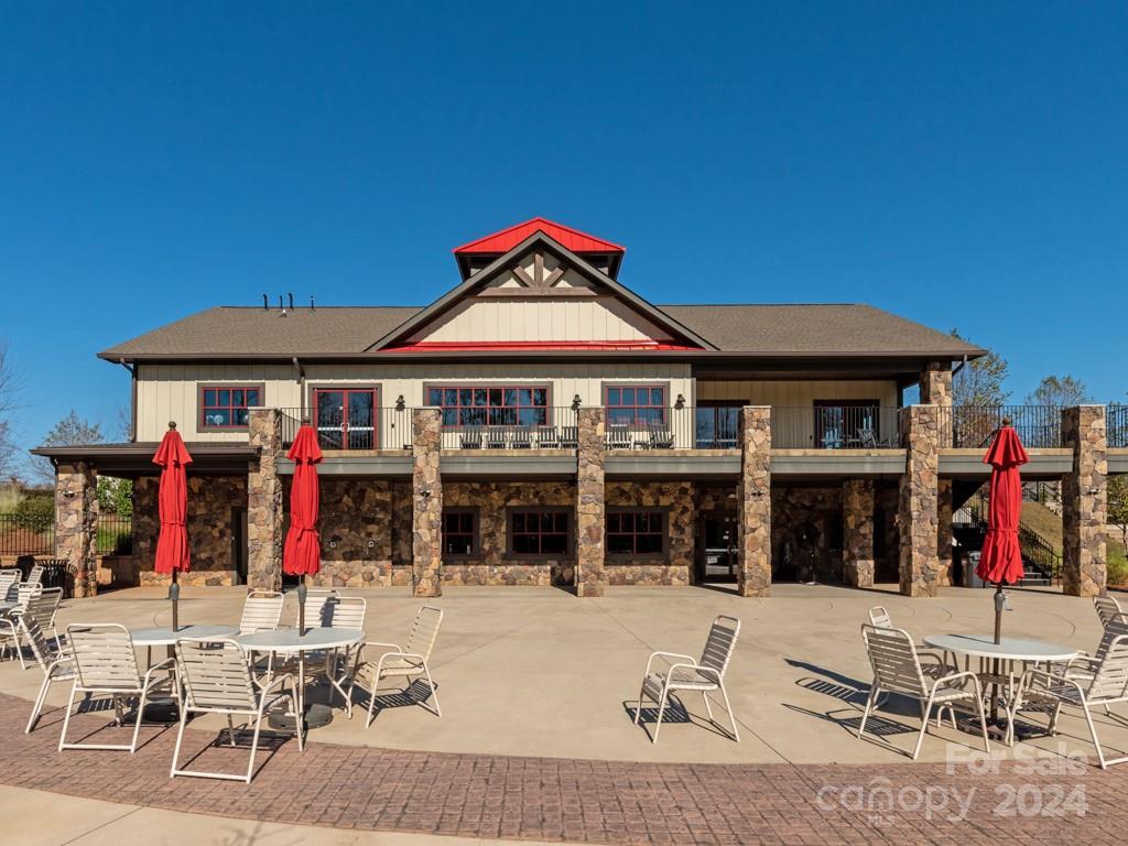 Tree Tops - Residential