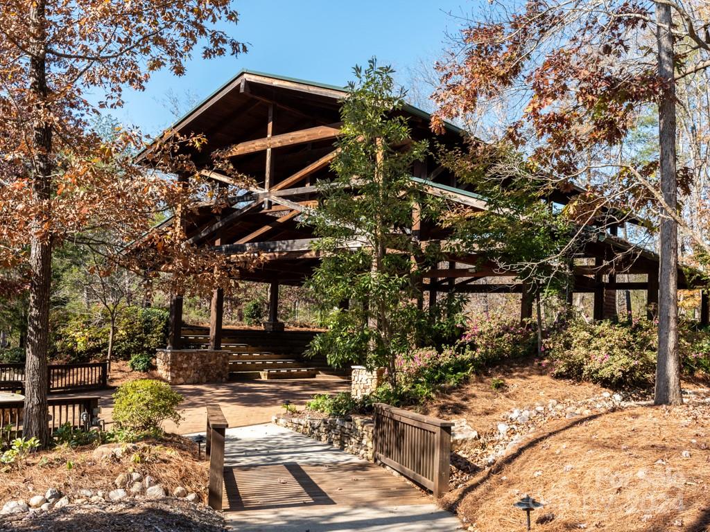 Tree Tops - Residential