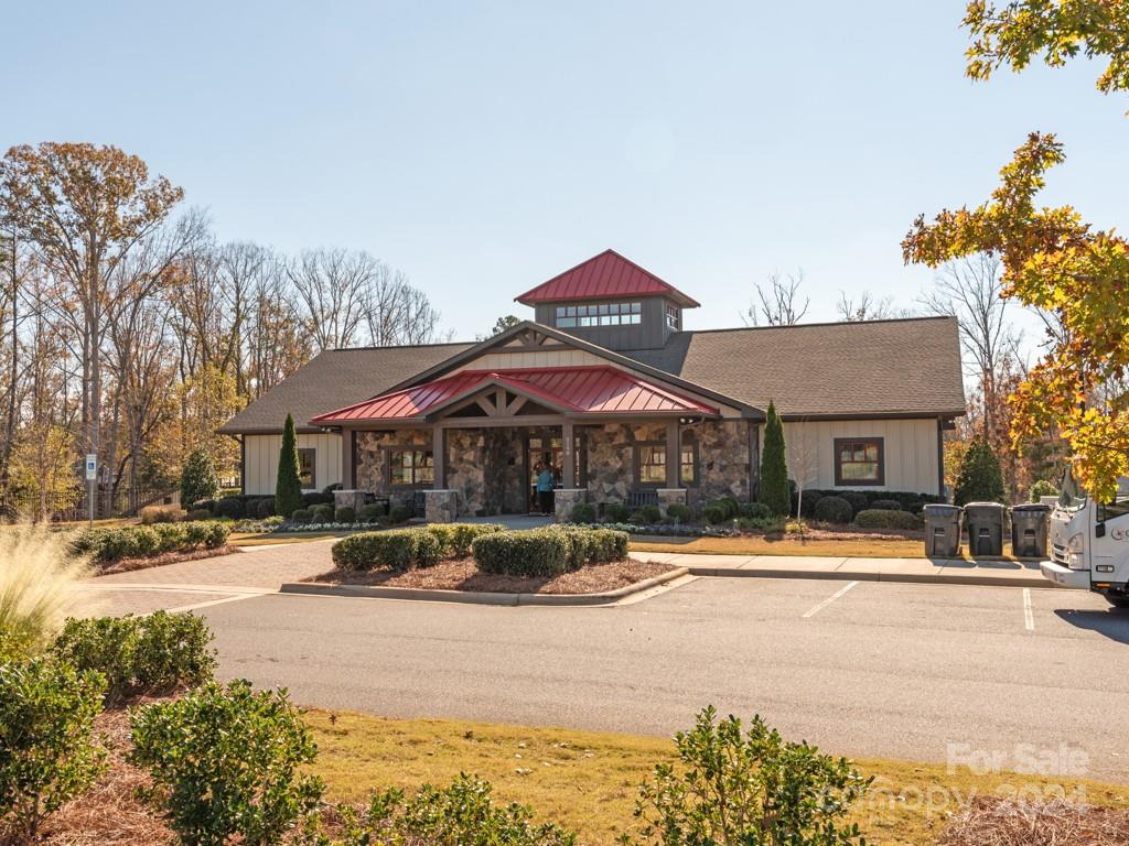 Tree Tops - Residential