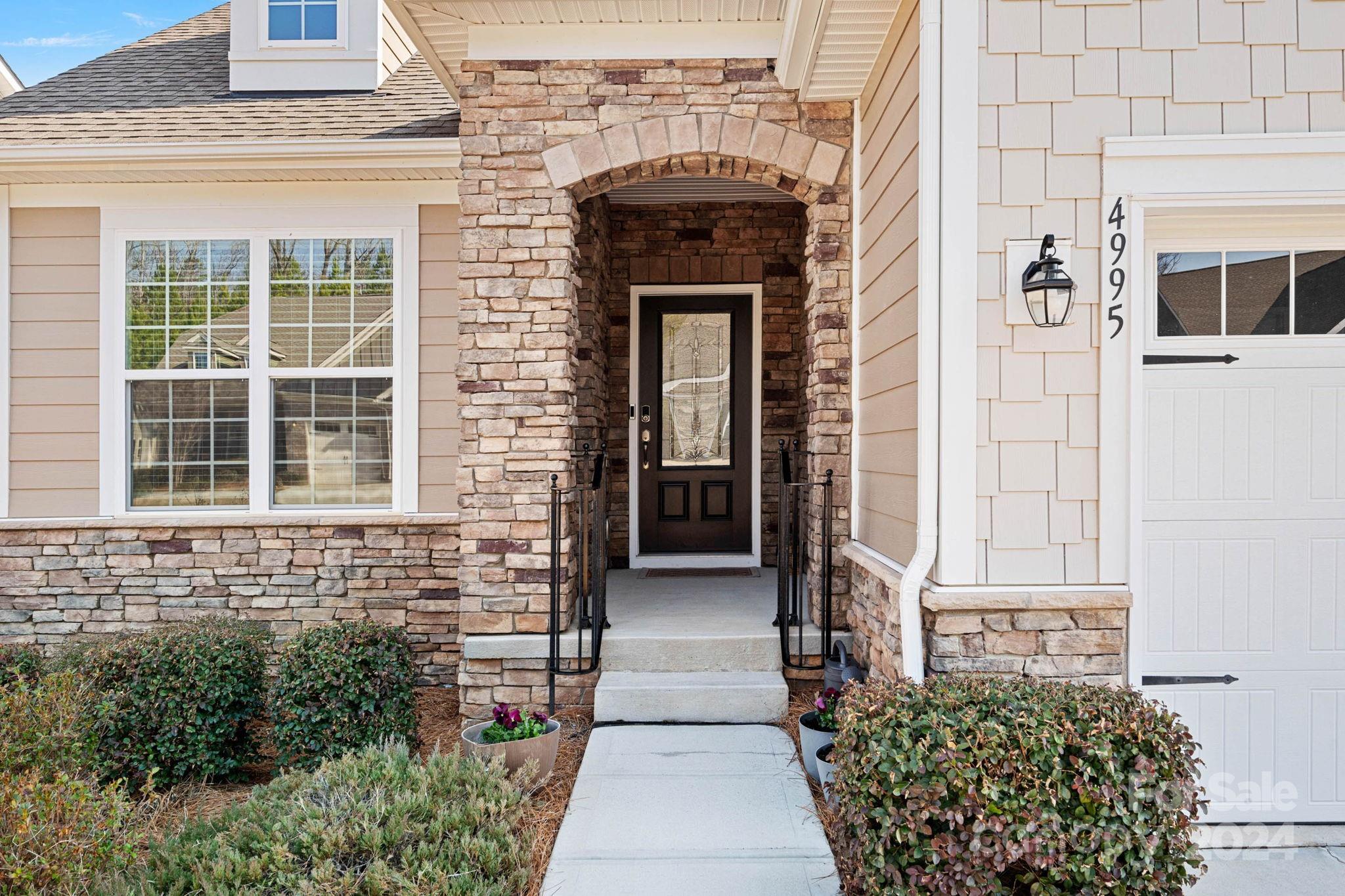 Tree Tops - Residential