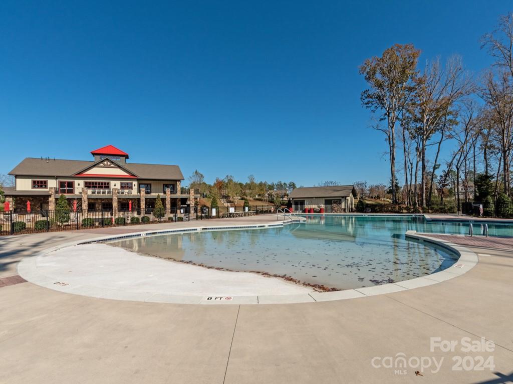 Tree Tops - Residential