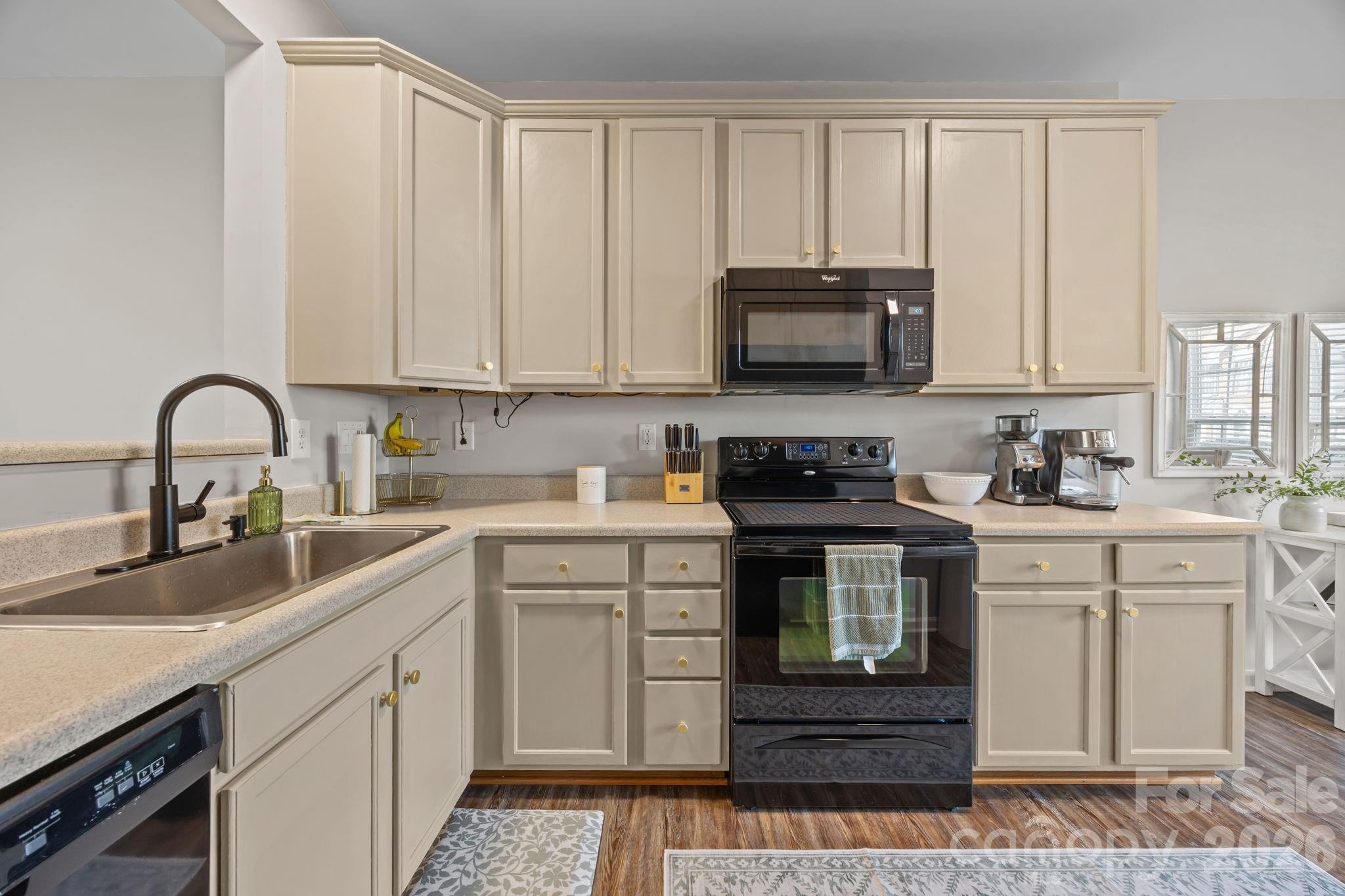 Holly Park - Residential