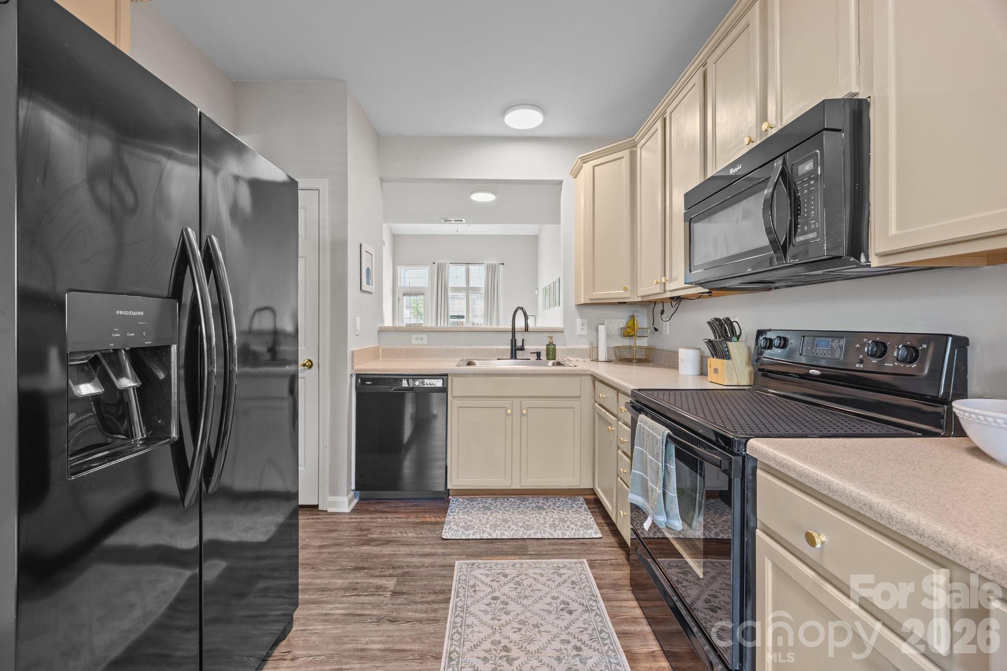 Holly Park - Residential