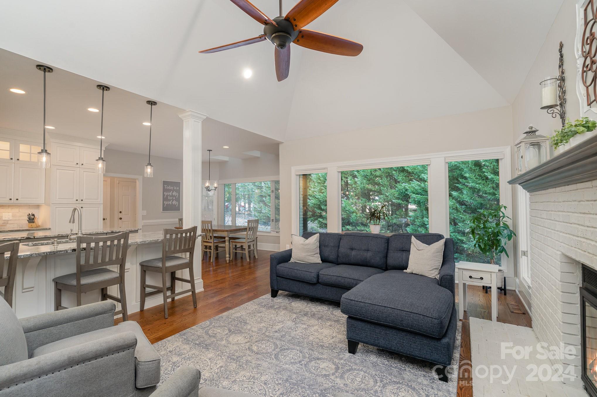 Royal Oaks - Residential