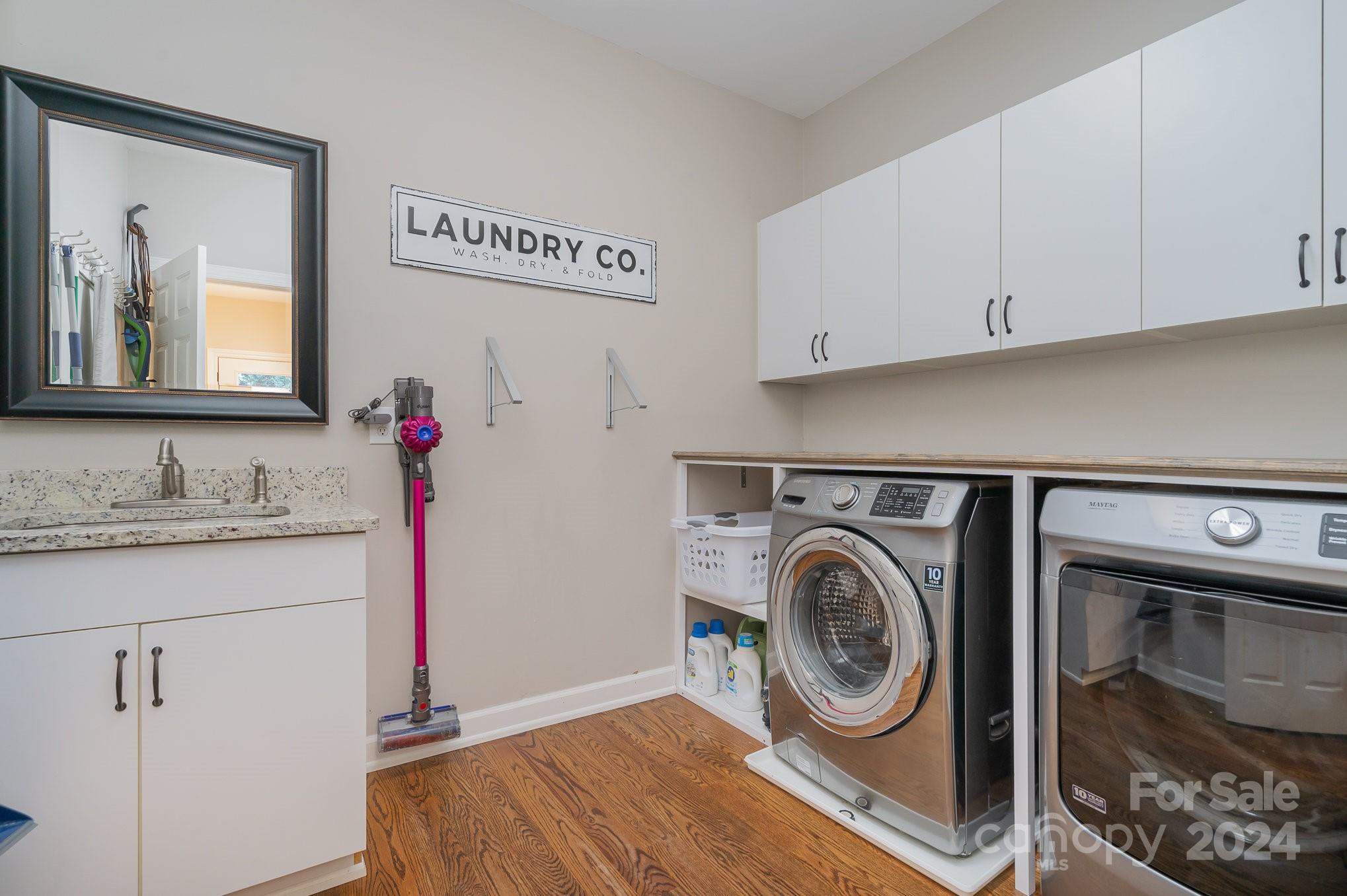 Royal Oaks - Residential