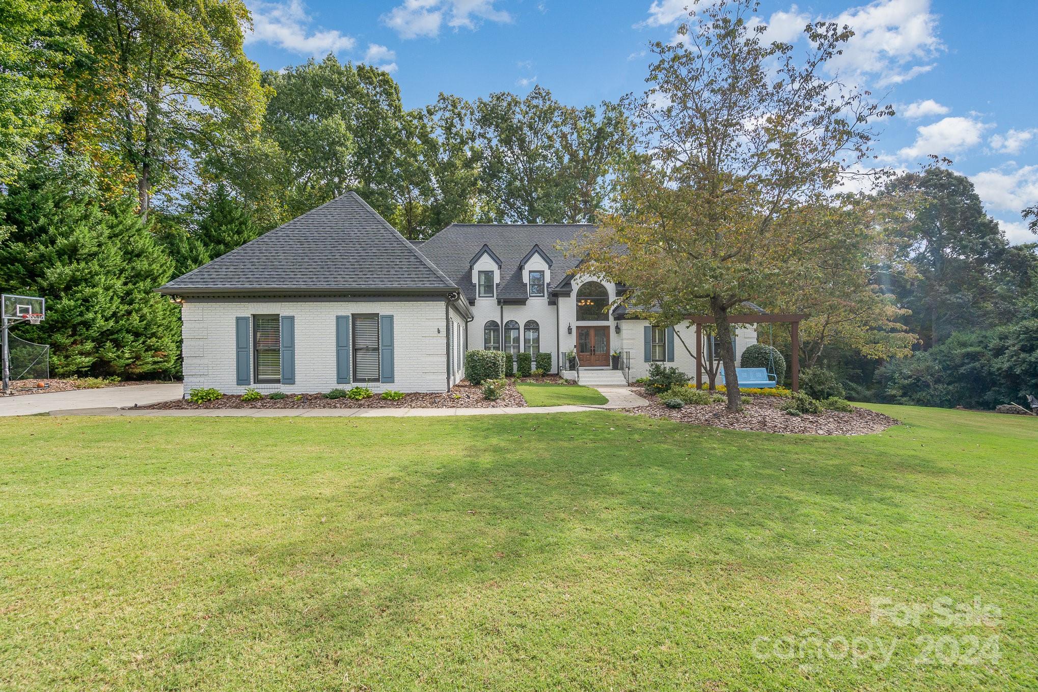 Royal Oaks - Residential