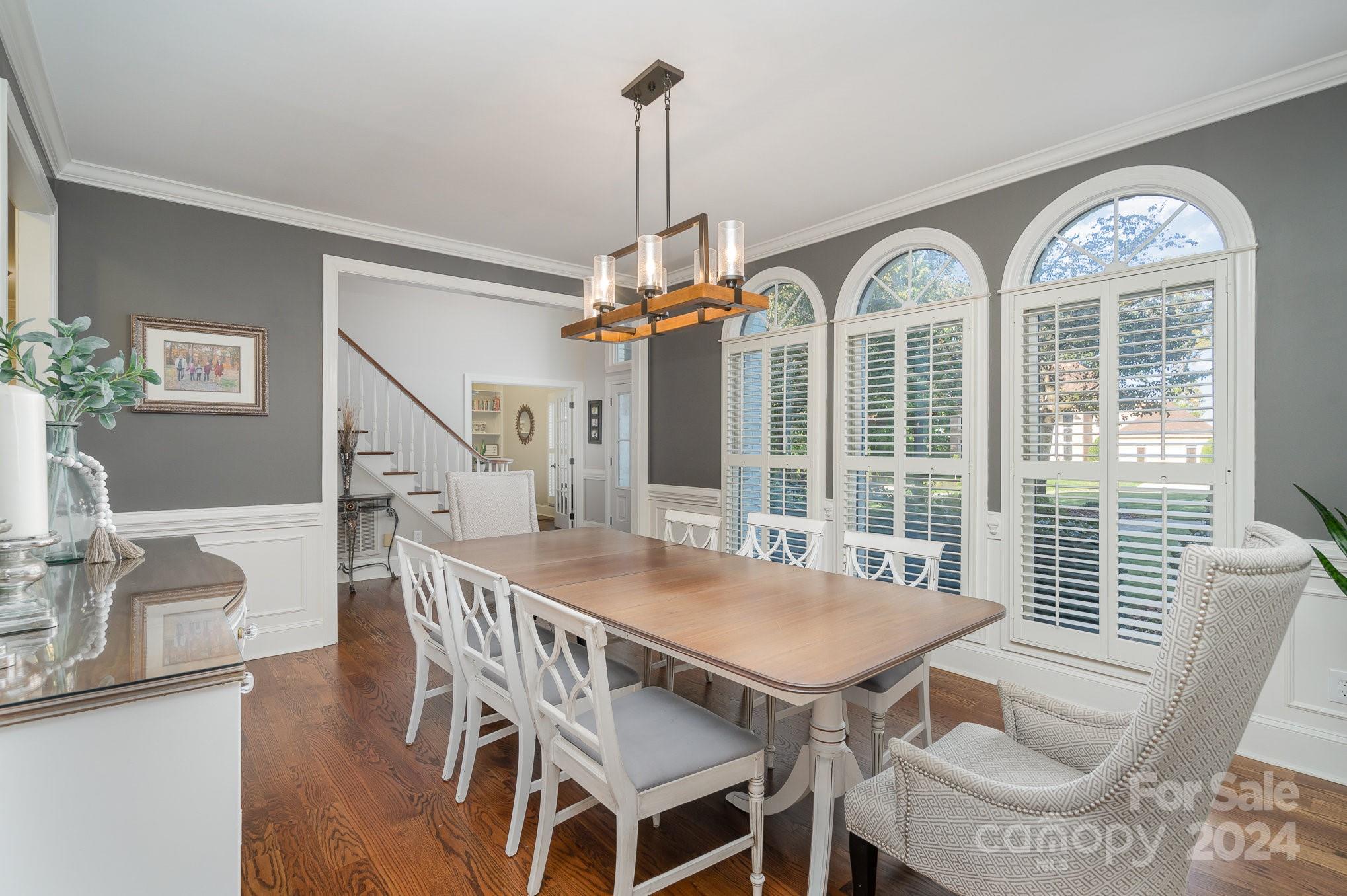 Royal Oaks - Residential