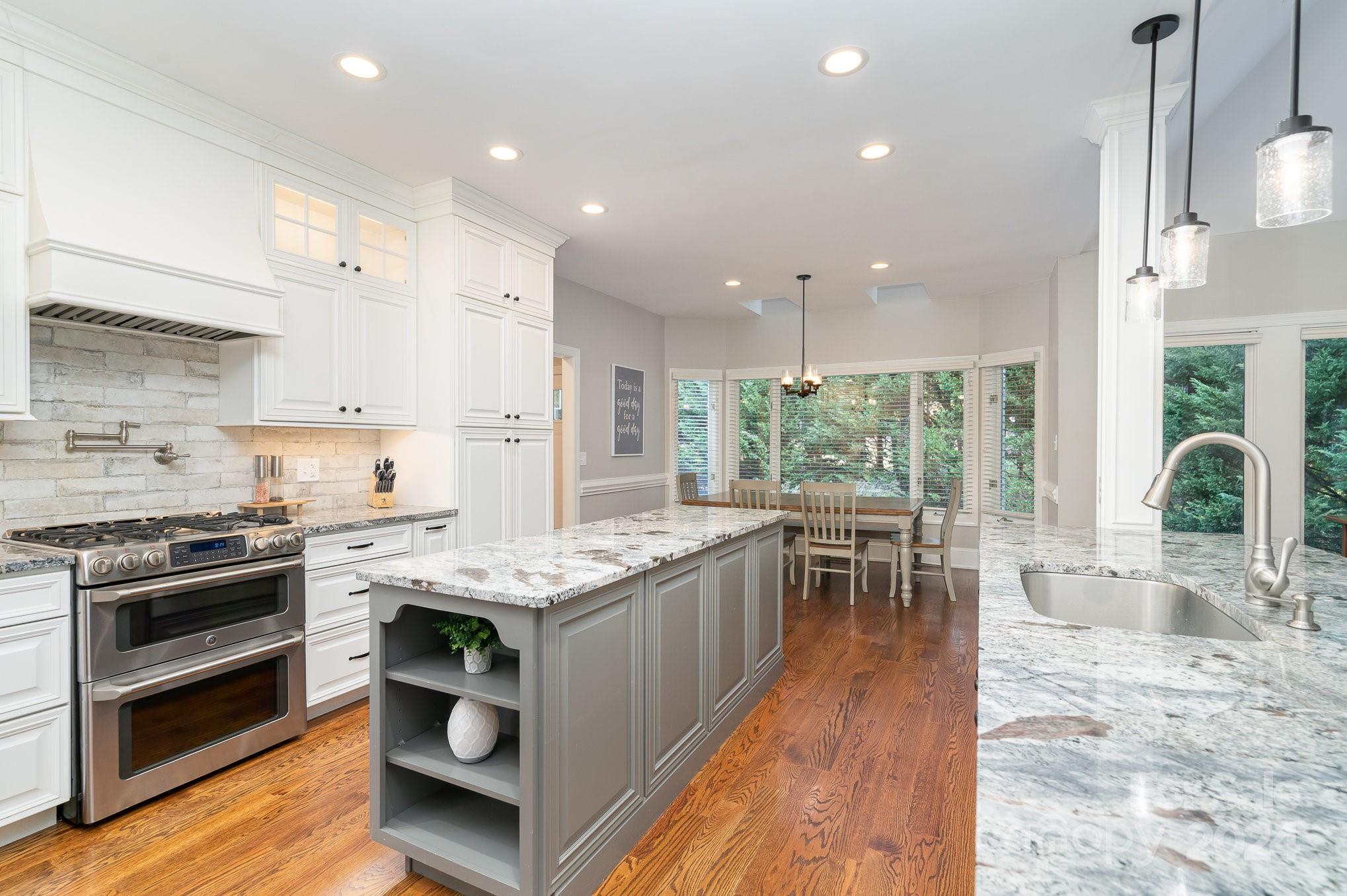 Royal Oaks - Residential