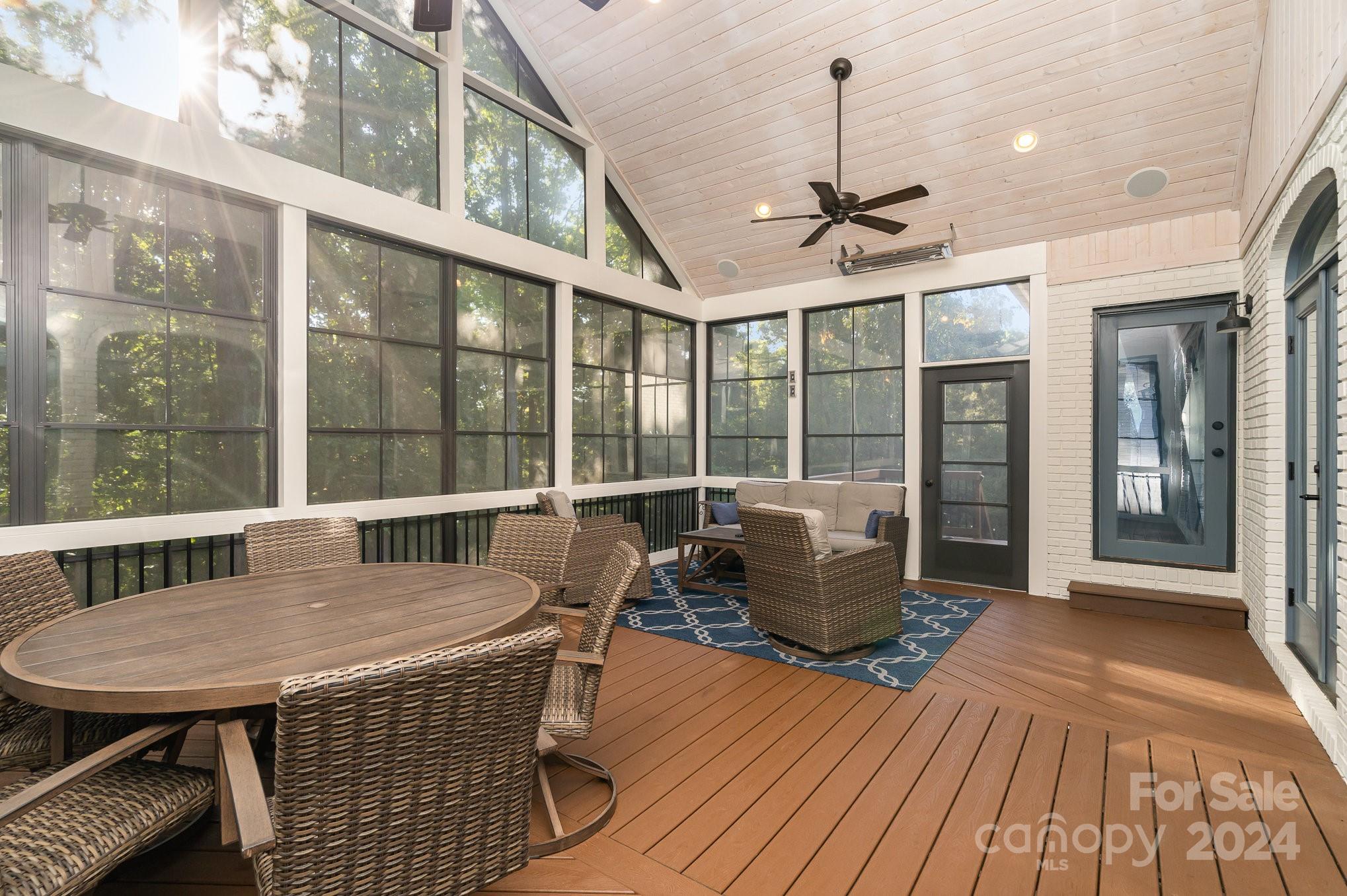 Royal Oaks - Residential