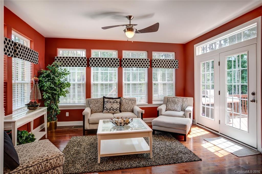 The Palisades - Residential