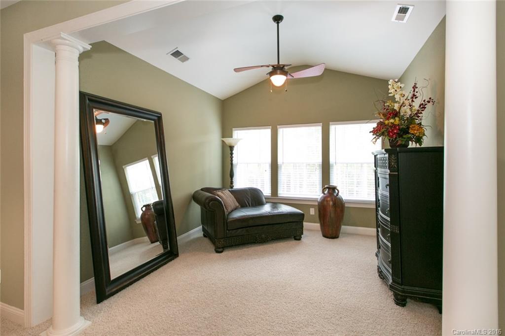 The Palisades - Residential