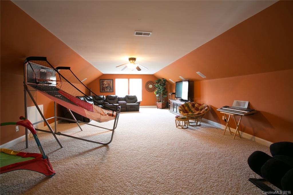 The Palisades - Residential