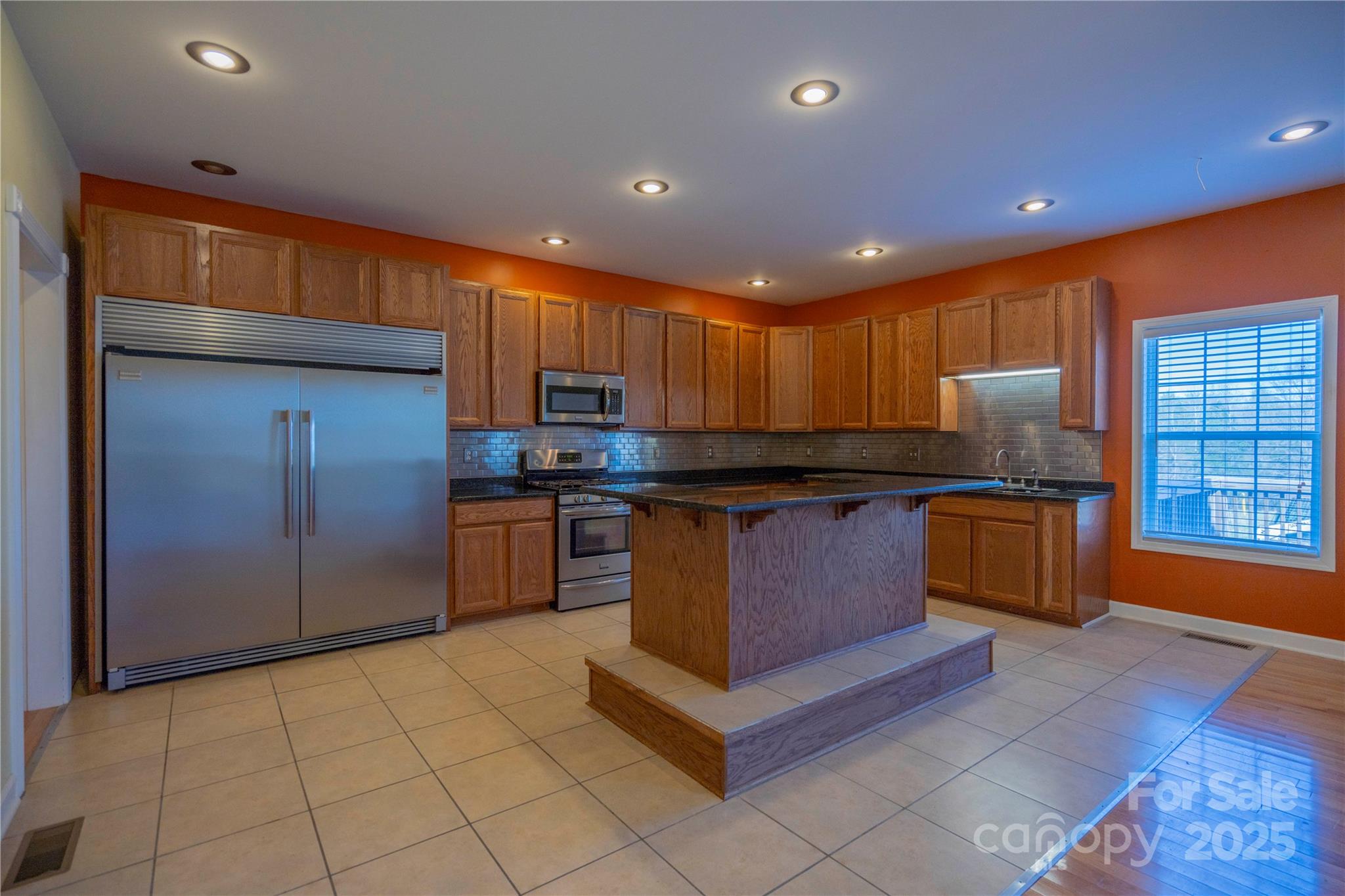 2536 Tyro Road