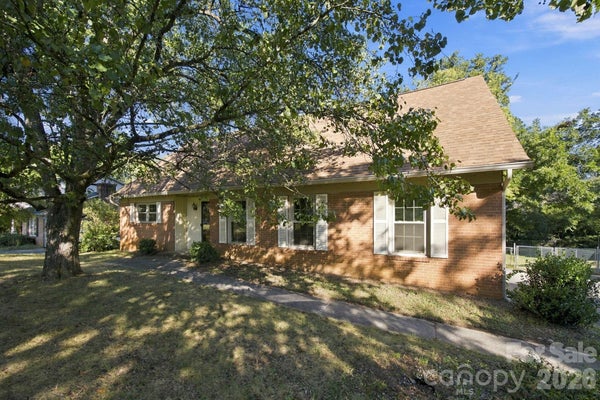 7416 FOLGER DR, CHARLOTTE, NC 28226 - Image 2e5e240bcf30cf9e055501c7c1cba314/3689816110