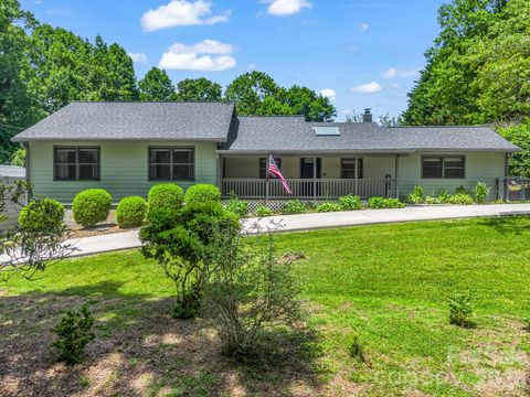 Photo of 35 Chastain Hill Road, Mills River, NC 28759 (MLS # 4388520)