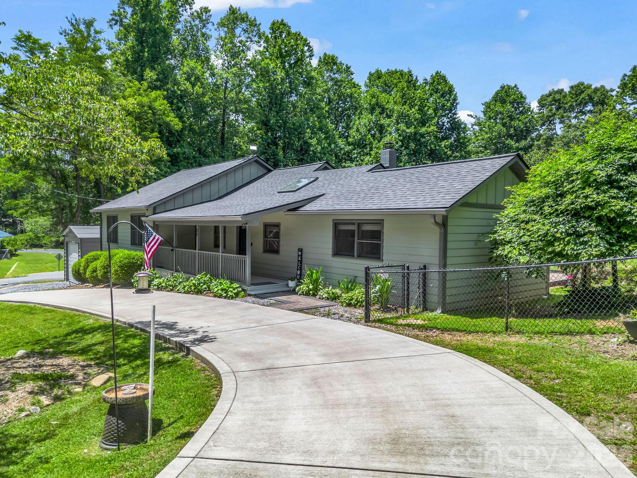 35 Chastain Hill Road