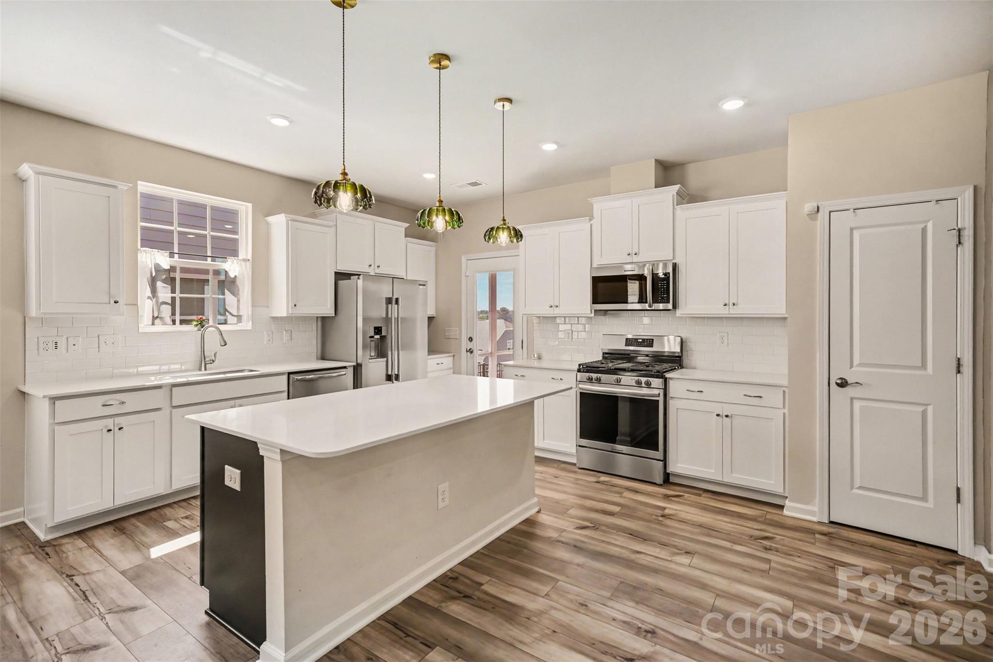 1737 Otter Perch Lane