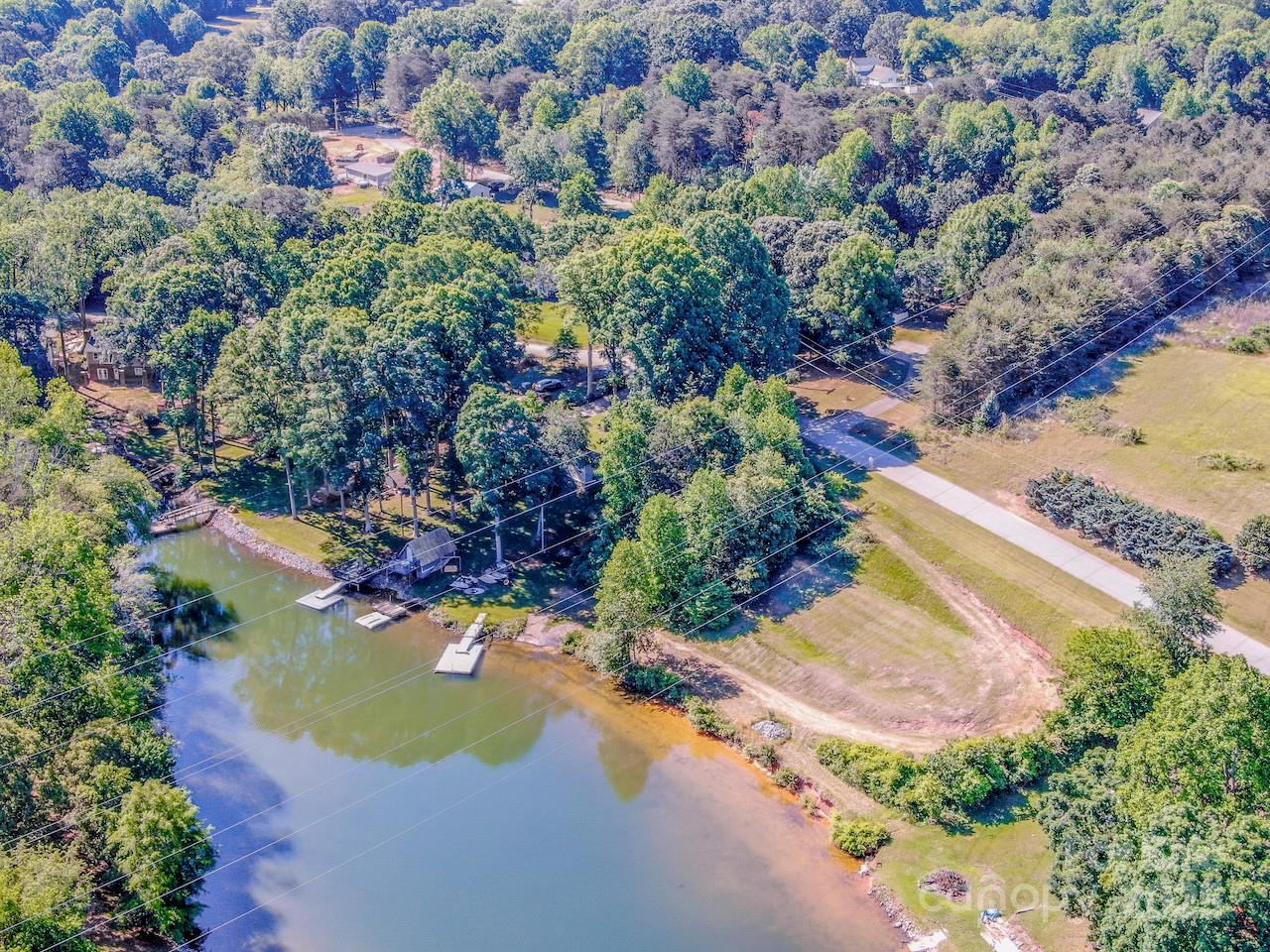 7733 Skyline Drive
