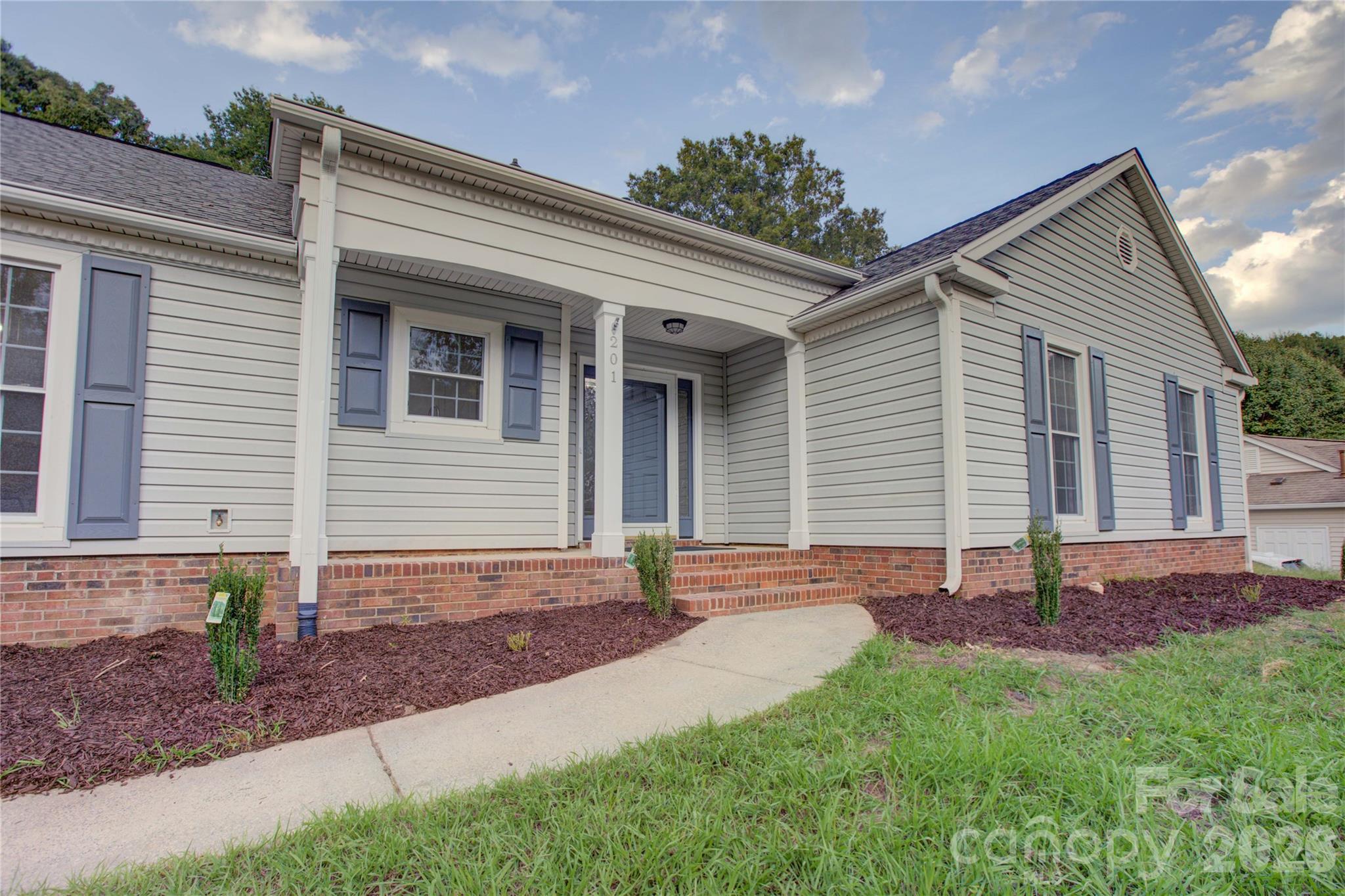 201 Sandymead Road