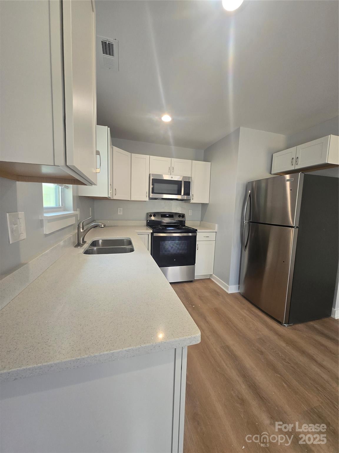 3100 Dawnshire Avenue B