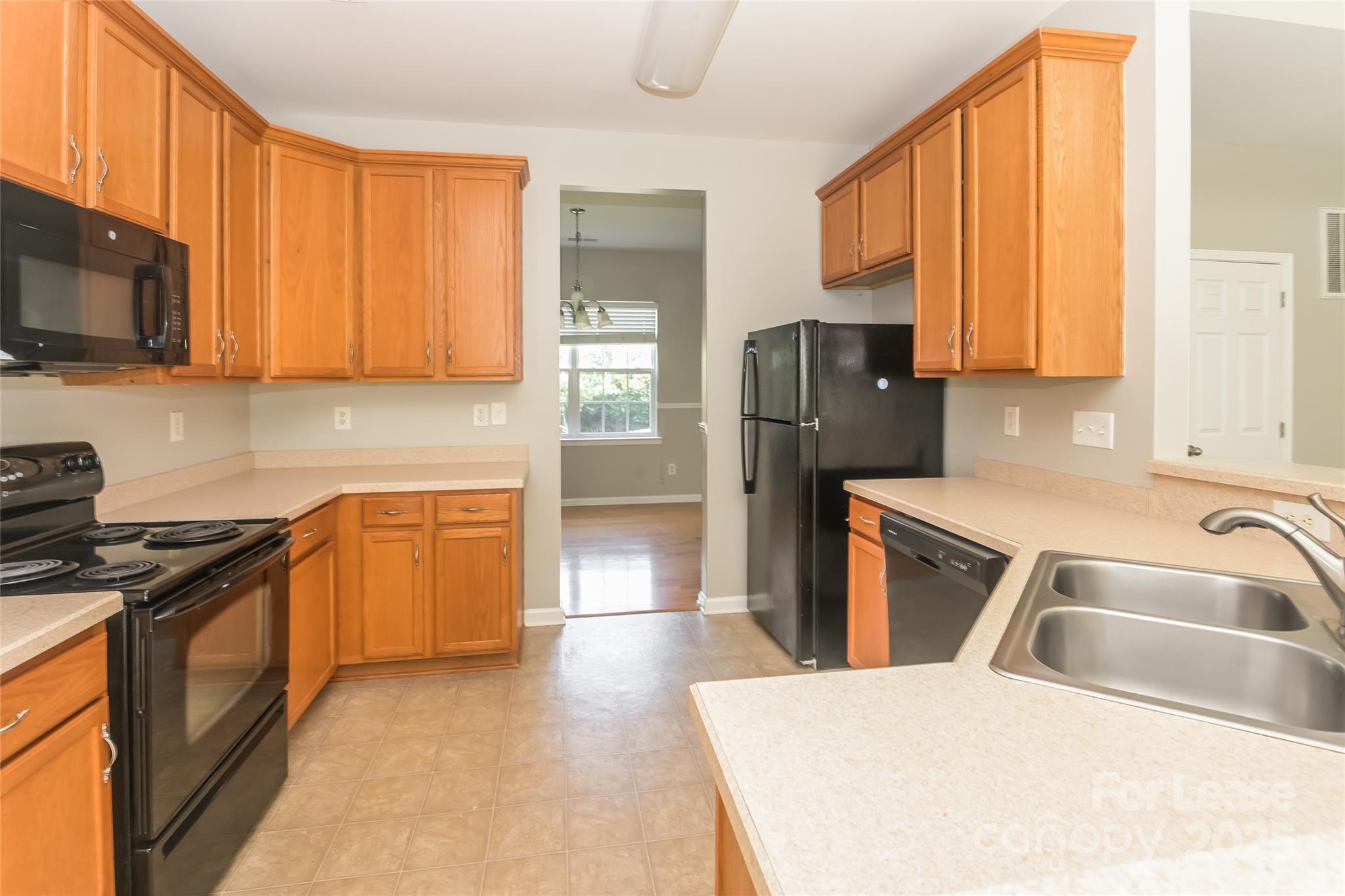 Tanners Creek - Residential Lease