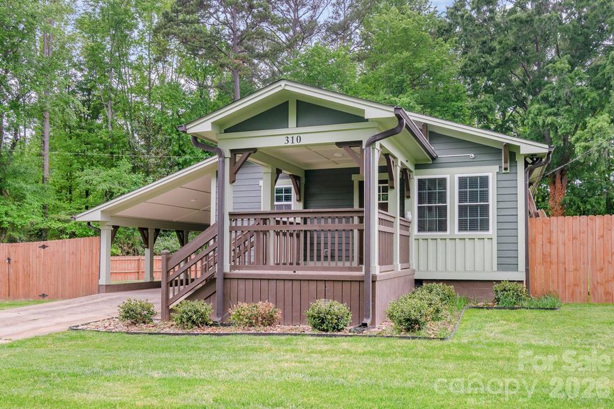 Welcome to 310 Groves Street in Albemarle, NC  a fully renovated home offering modern style and everyday comfort. This 3-bedroom, 2-bathroom property features approximately 1,220 square feet of beautifully updated living space, with a complete remodel completed in 2021.
Inside, you’ll find a bright and inviting layout with updated flooring, fresh paint, and contemporary finishes throughout. The kitchen has been thoughtfully redesigned with modern cabinetry, updated countertops, and newer appliances, creating a functional space perfect for cooking and entertaining. Both bathrooms have been tastefully renovated with clean, modern touches.
Each bedroom offers comfortable space with great natural light, making this home ideal for a variety of living needs whether for family, guests, or a home office setup.
Step outside to enjoy a manageable yard with room to relax, entertain, or customize to your liking. With its move-in-ready condition and stylish upgrades, this home is perfect for first-time buyers, downsizers, or investors alike.
Conveniently located near local shops, dining, and everyday amenities, 310 Groves Street is a great opportunity to own a turn-key home in Albemarle.