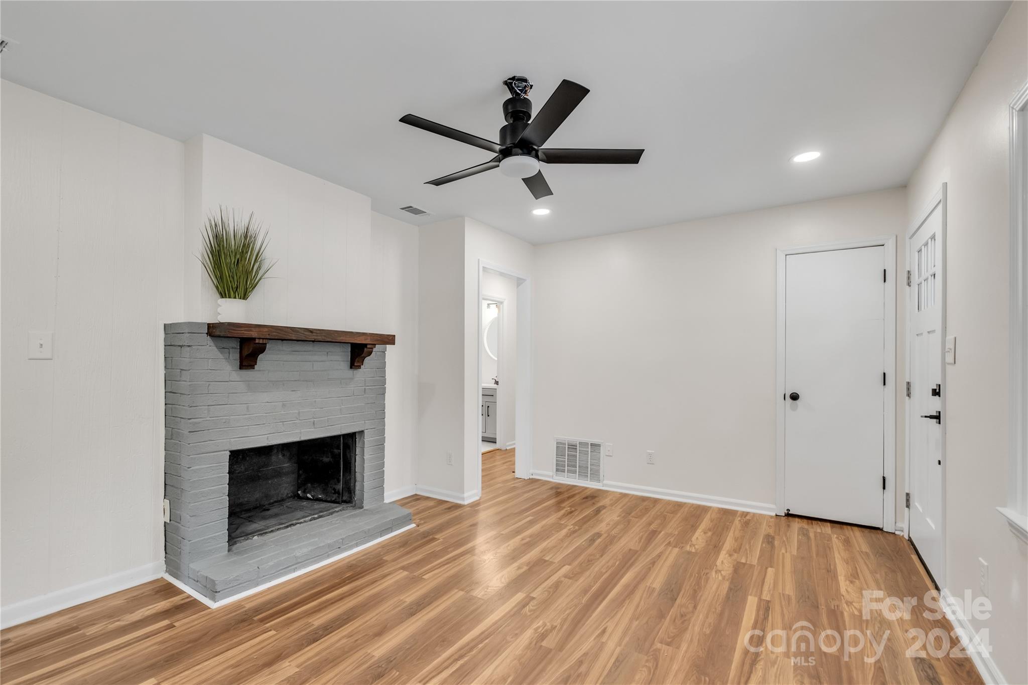 Hemby Acres - Residential