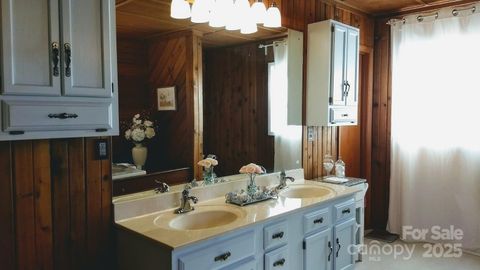 A home in Rutherfordton