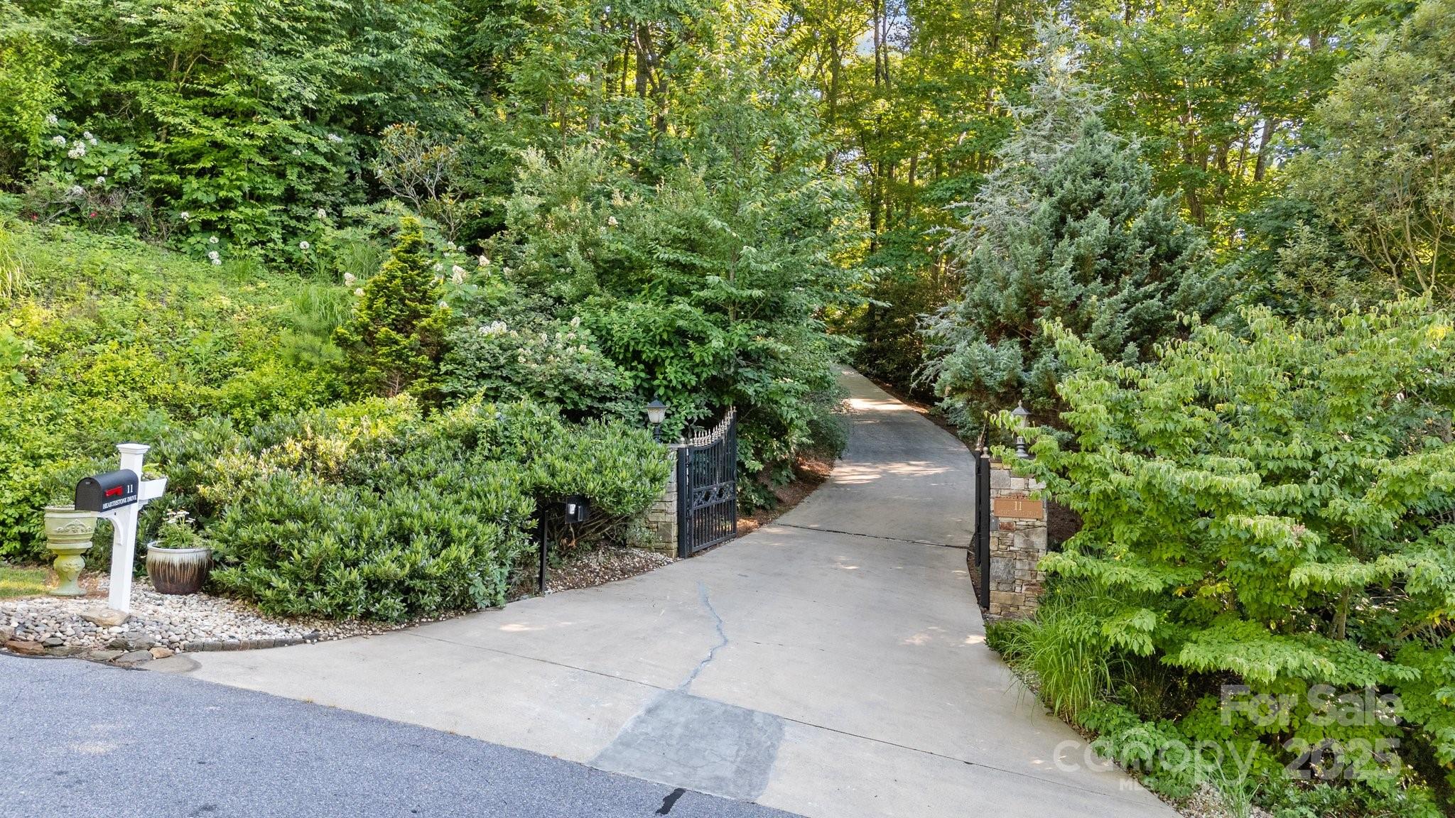 11 Hearthstone Drive