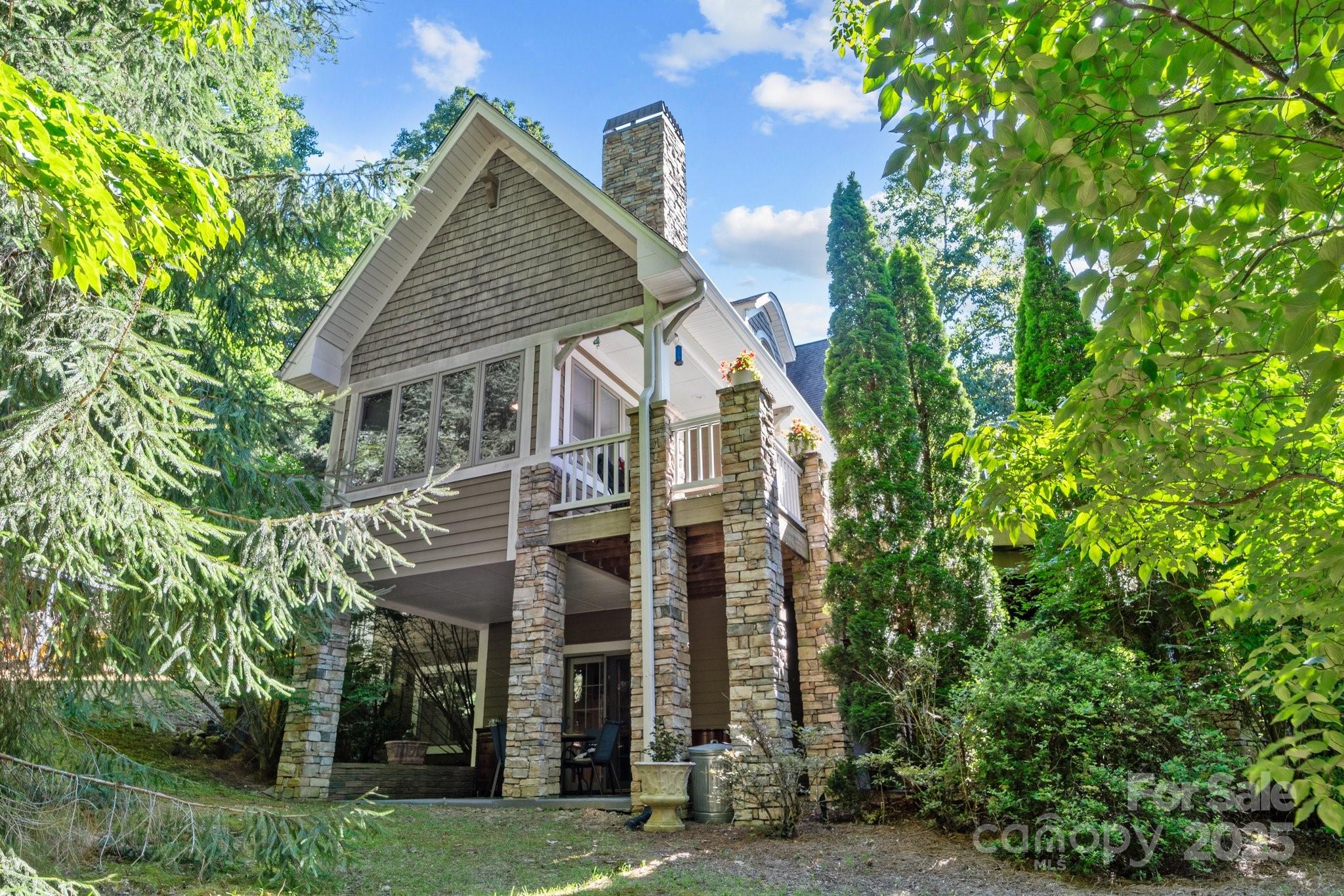 11 Hearthstone Drive