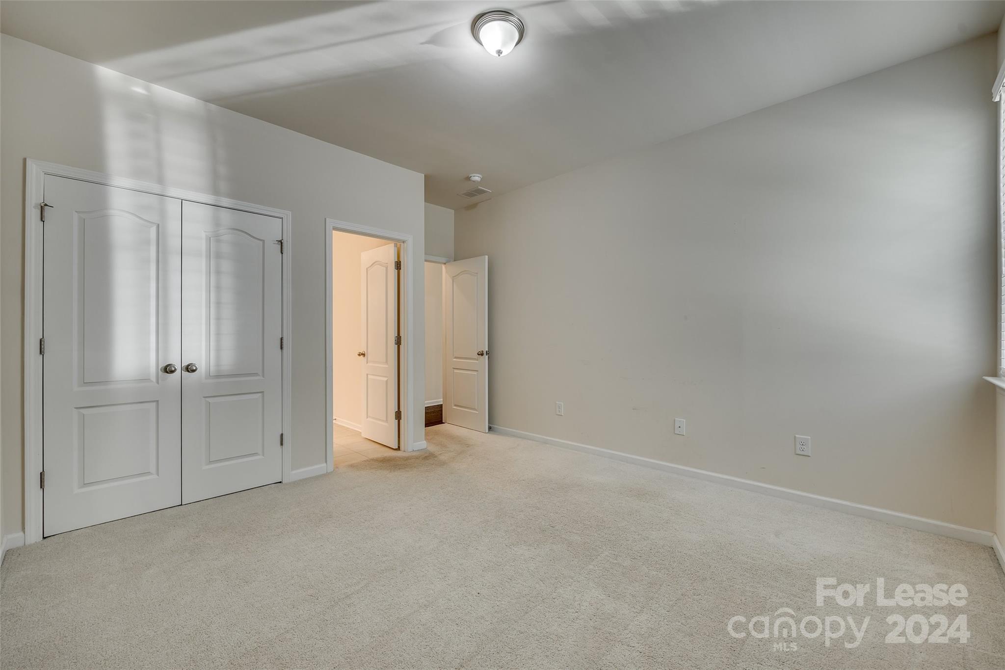 Oakland Pointe - Residential Lease