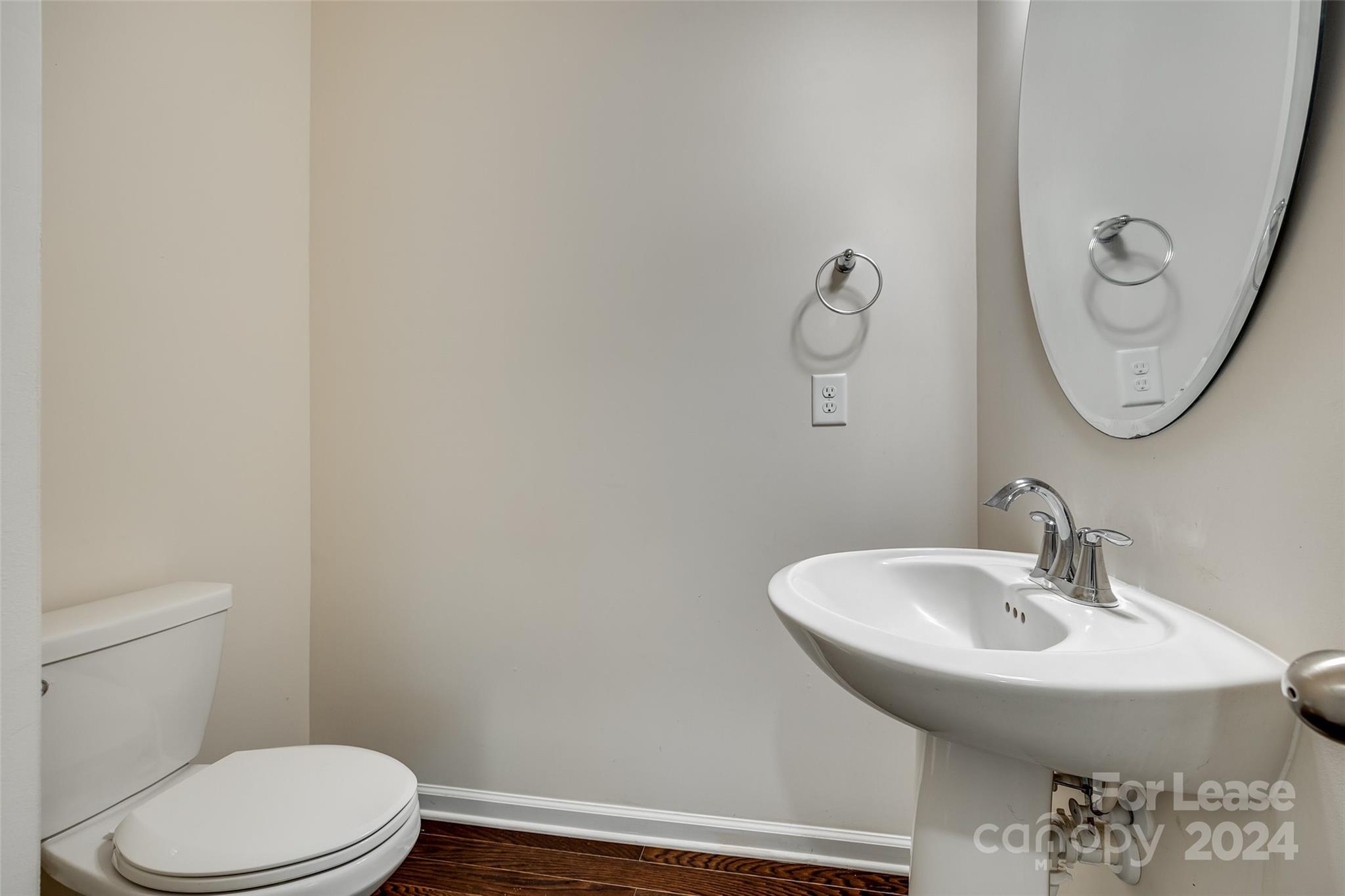 Oakland Pointe - Residential Lease