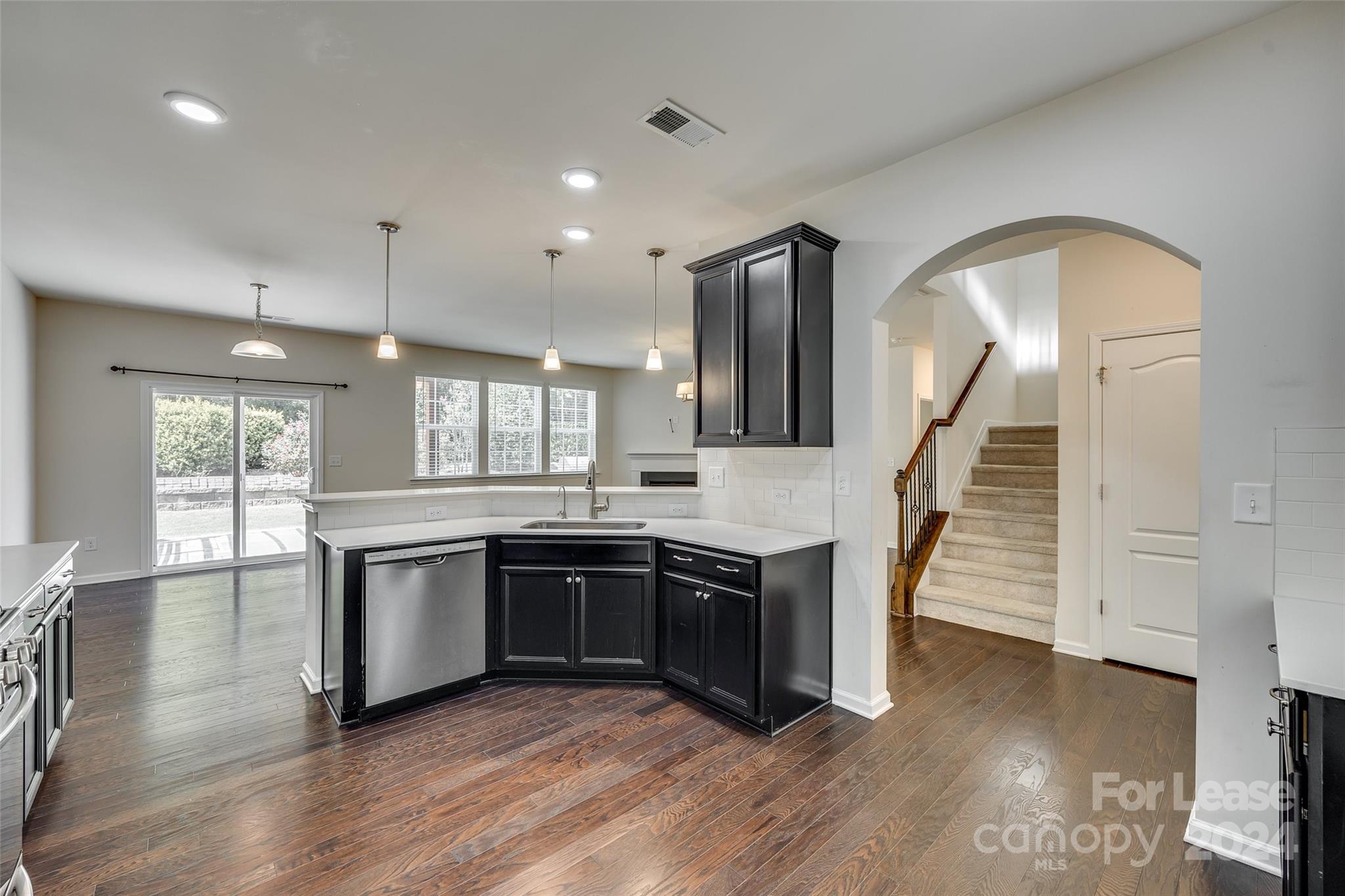 Oakland Pointe - Residential Lease