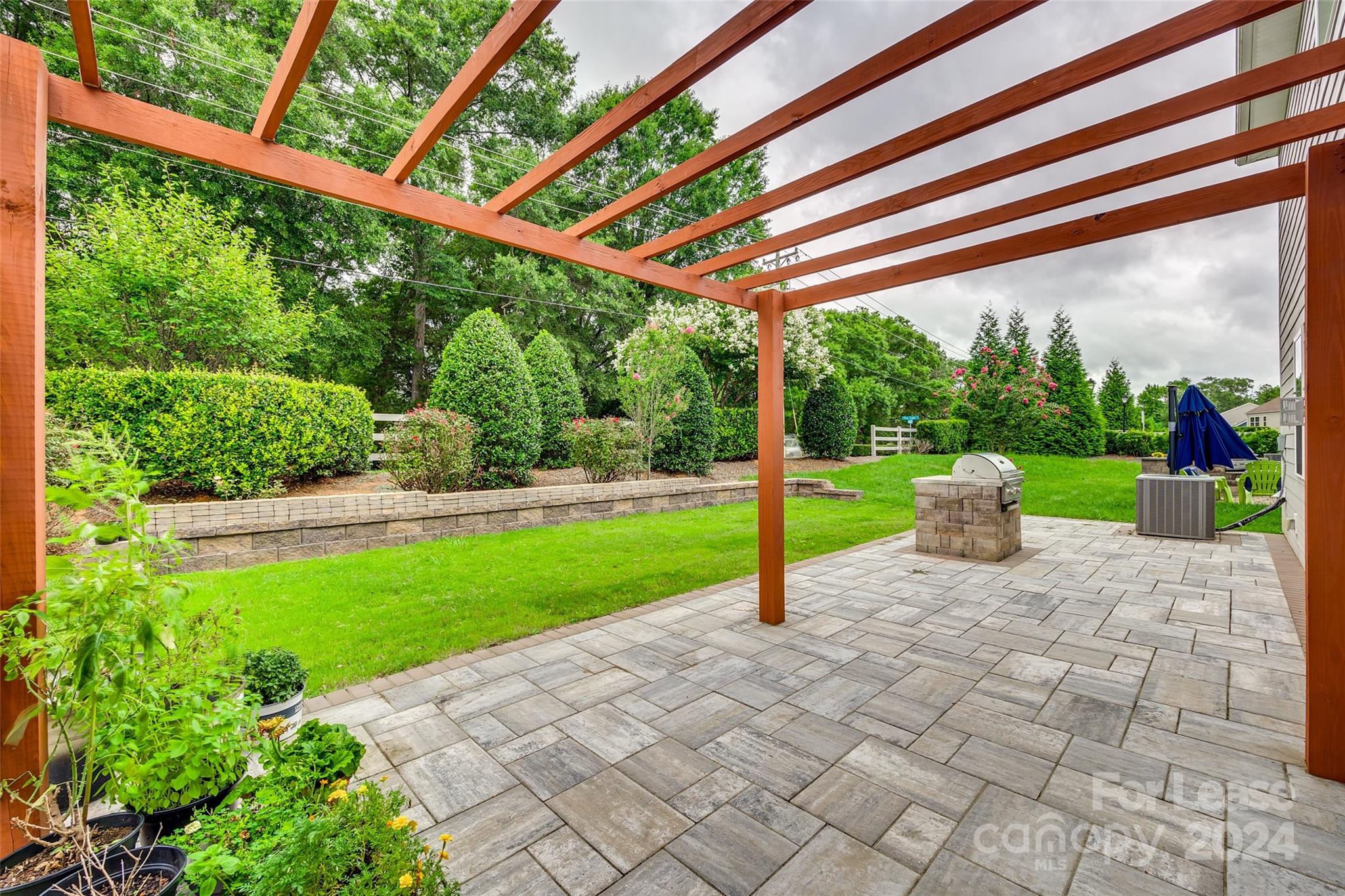 Oakland Pointe - Residential Lease