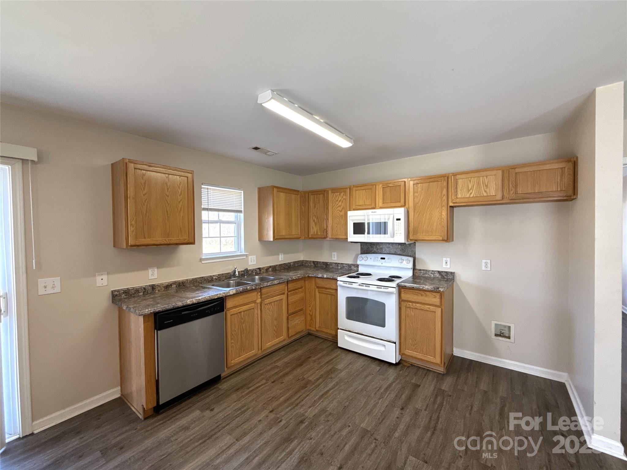 Central Park - Residential Lease