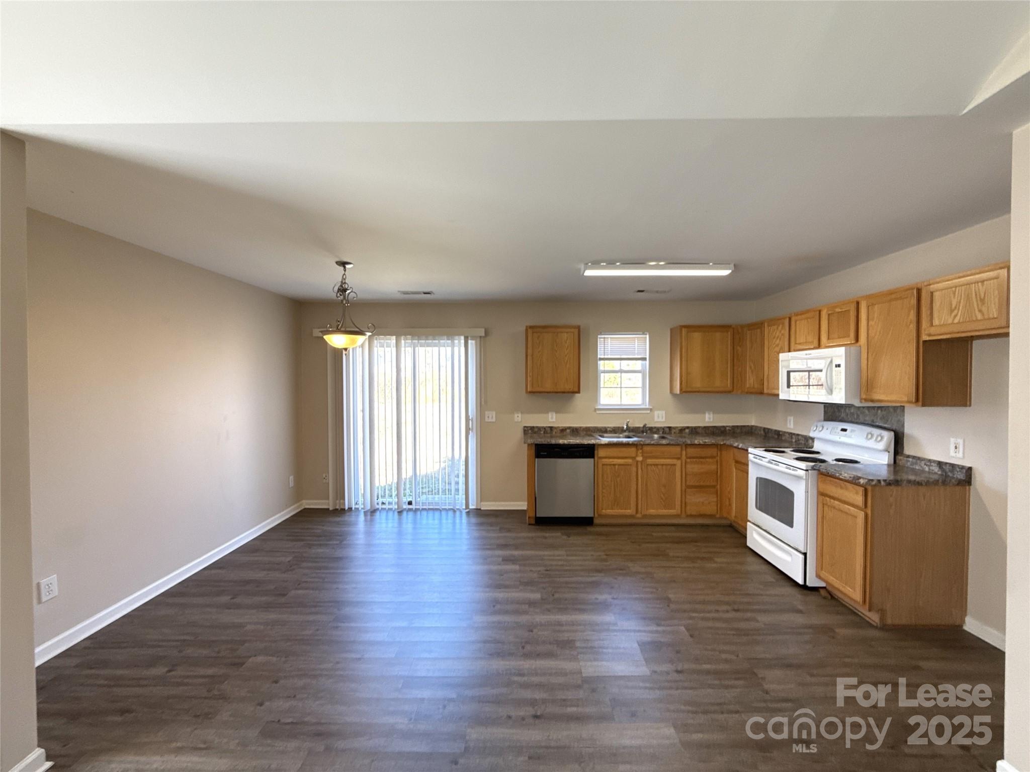 Central Park - Residential Lease