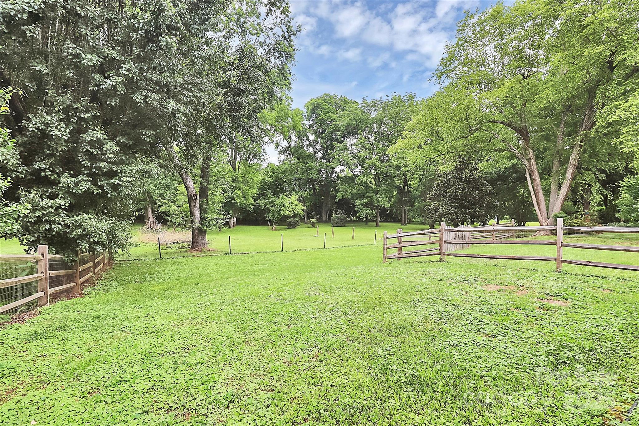 6908 Lancer Drive