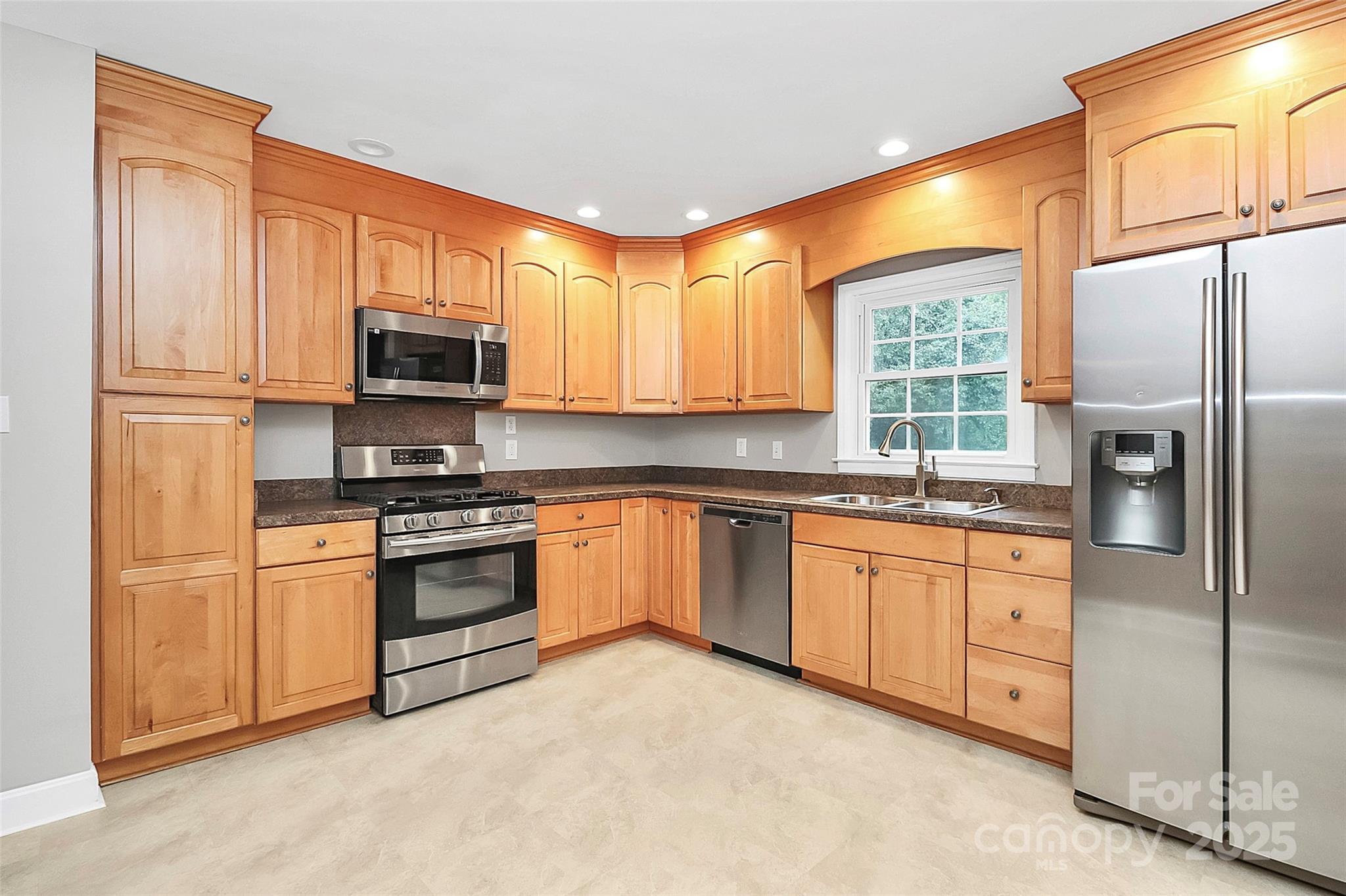 6908 Lancer Drive