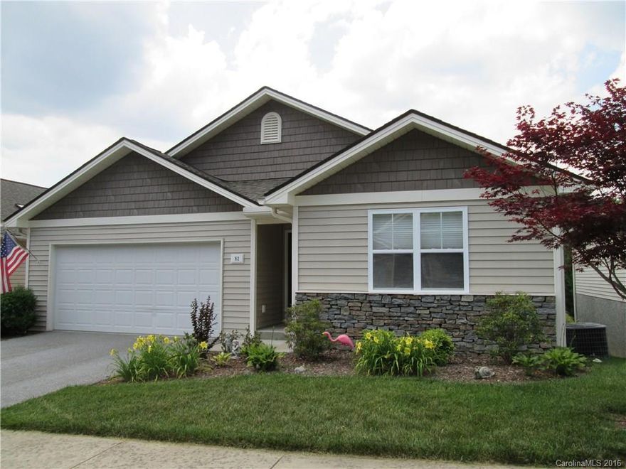 Used only for vacation, so in great condition! 3BR 2BA with split-bedroom plan, volume ceilings, great room with spacious dining and kitchen with breakfast area, all appliances included  Covered back deck overlooking common green space for peaceful setting.  Spacious master suite w/walk-in closet. Close to town, shopping, restaurants and easy access to Interstate.  Two-car garage, yard work covered by reasonable HOA fee. Furniture is negotiable. Perfect for second home or full-time residence.