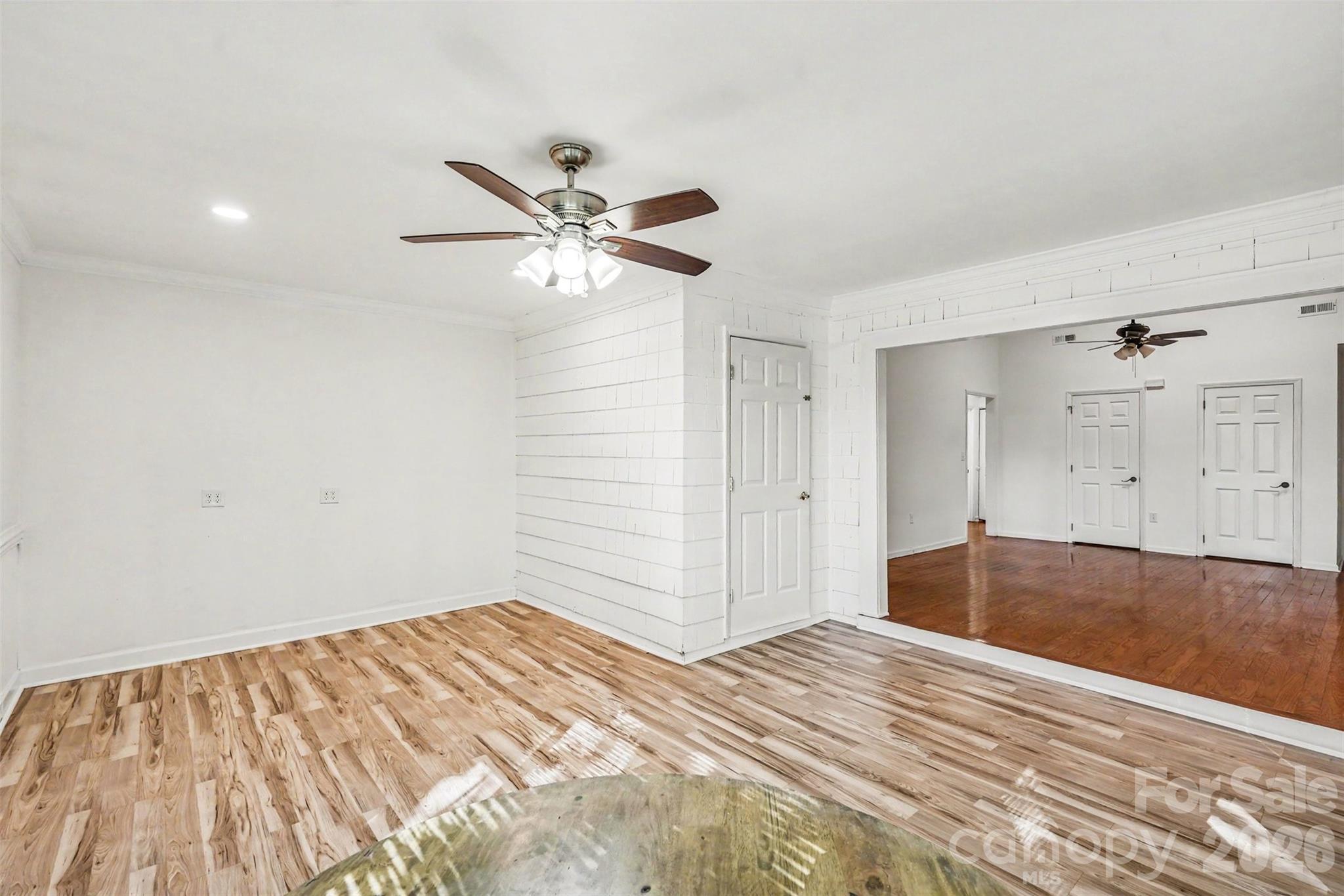 1542 Hunt Club Court