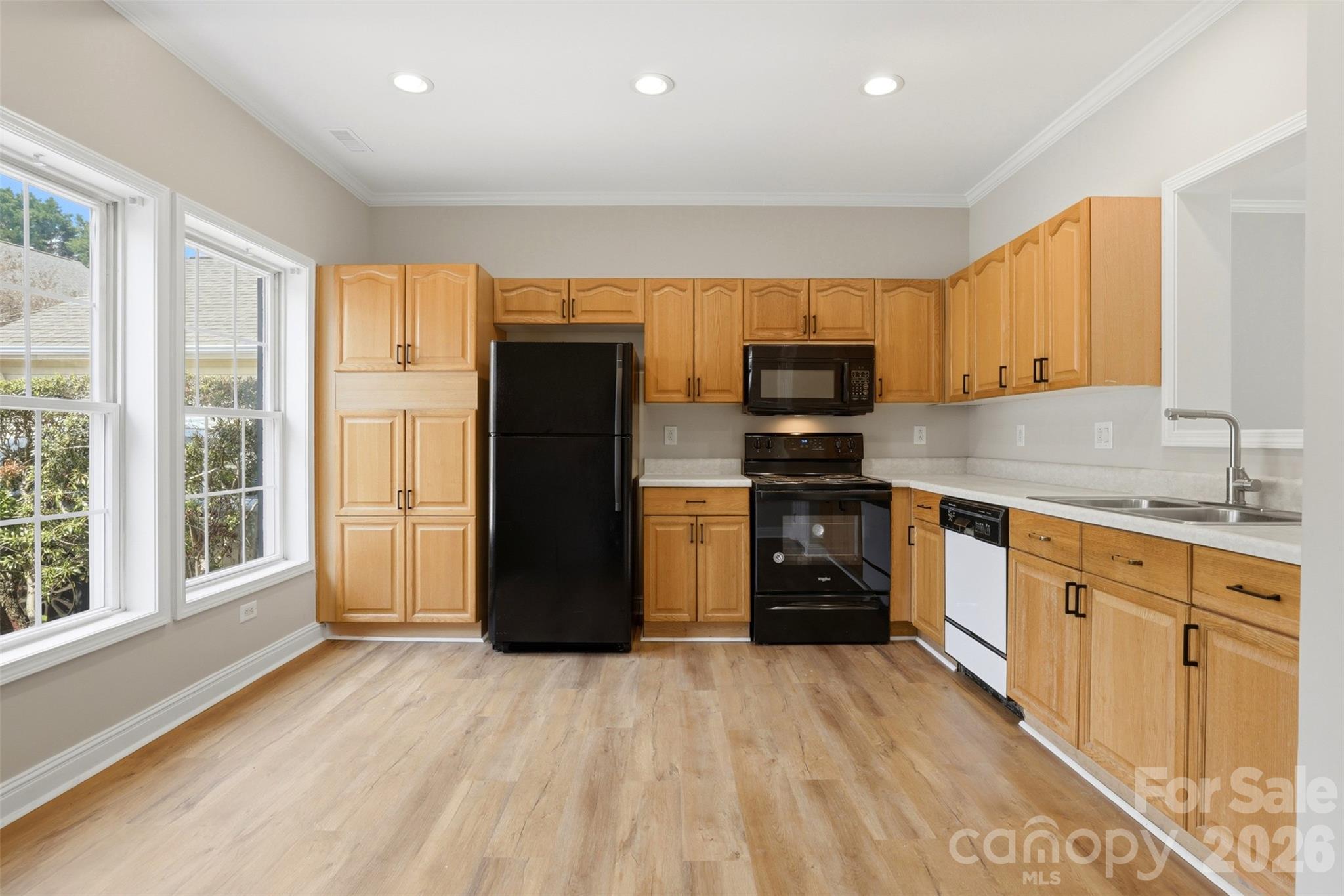 7019 Walnut Ridge Court