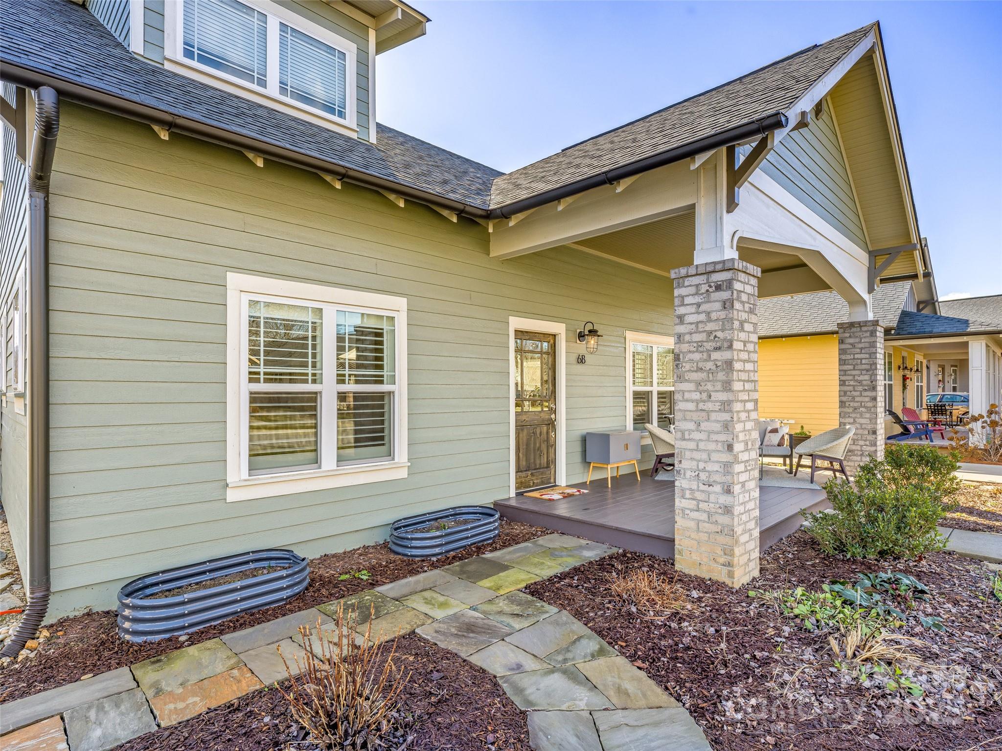 68 Bungalow Way