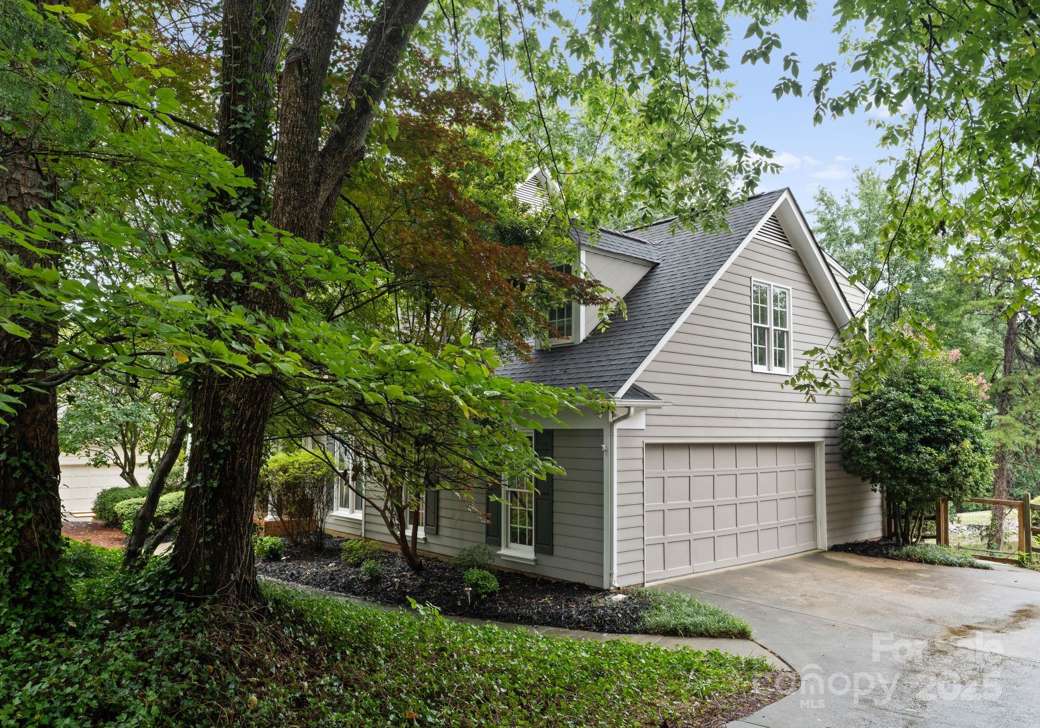 2509 Honey Creek Lane